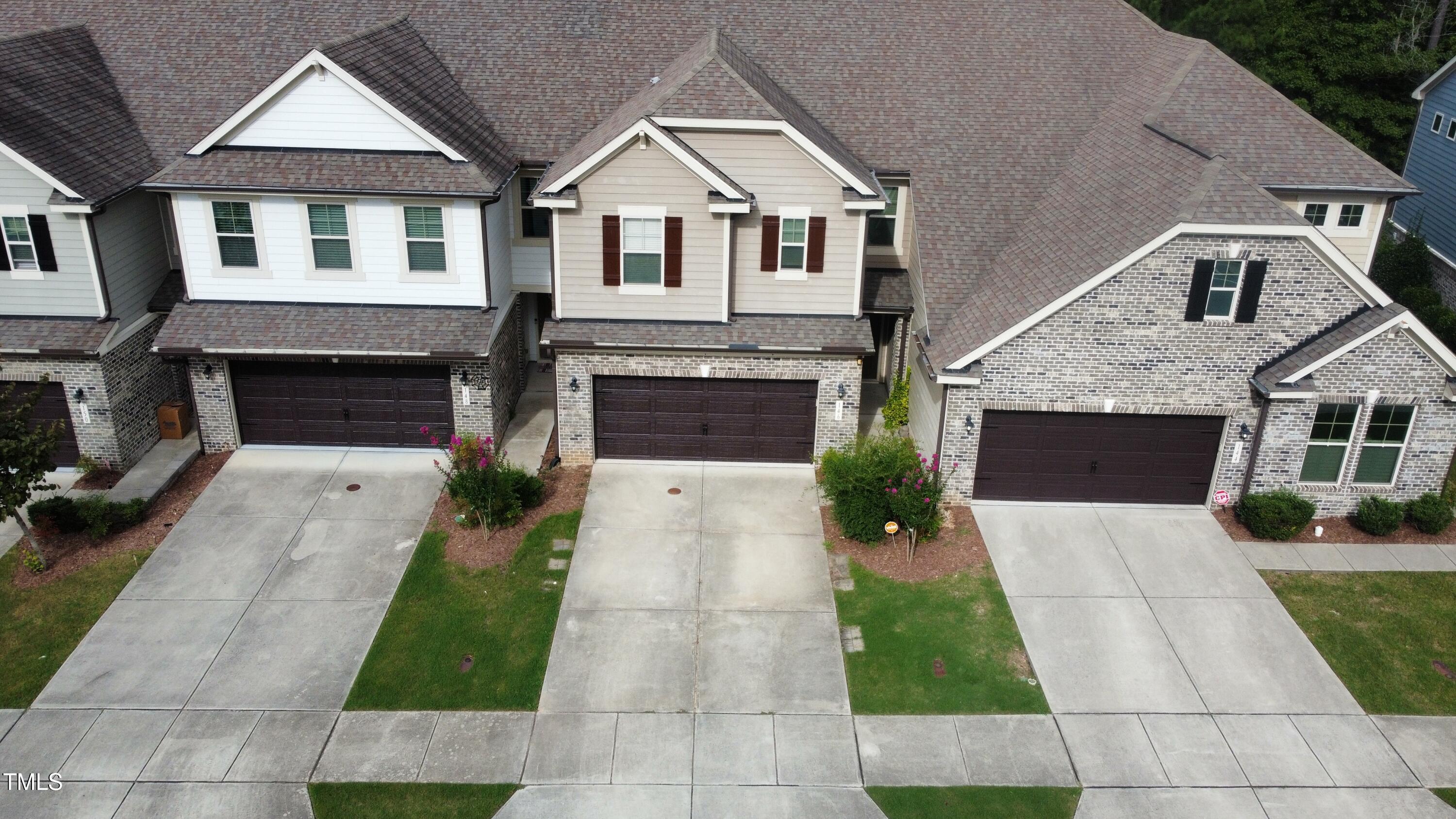 146 Alamosa Place