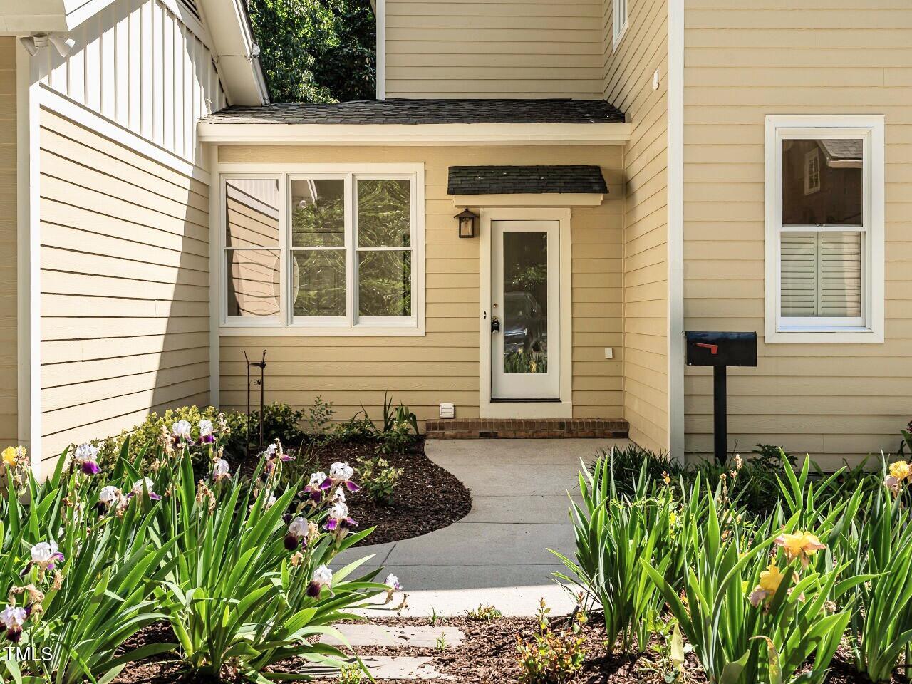 1605 Park Drive