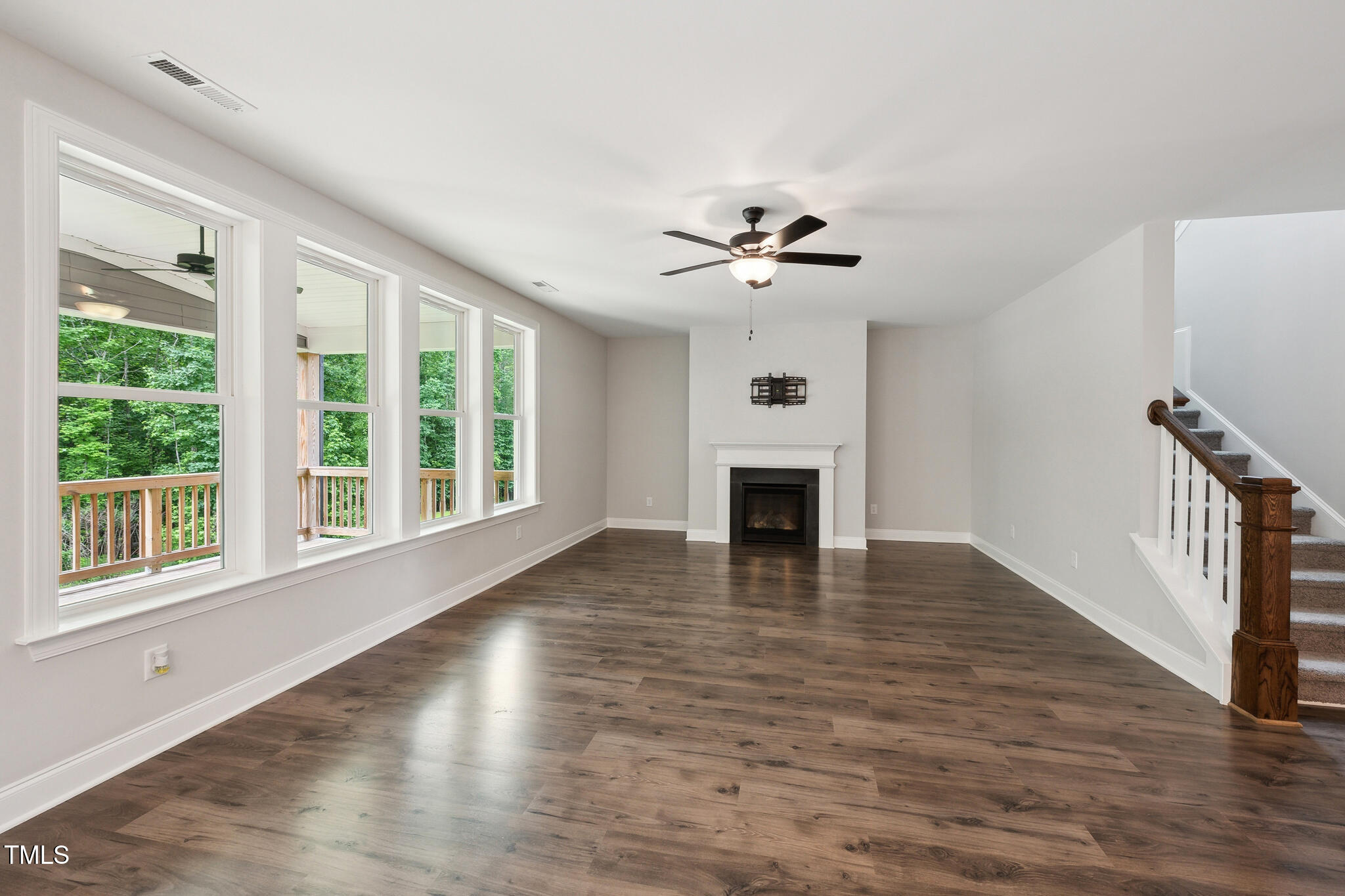 271 W Amber Oak Drive