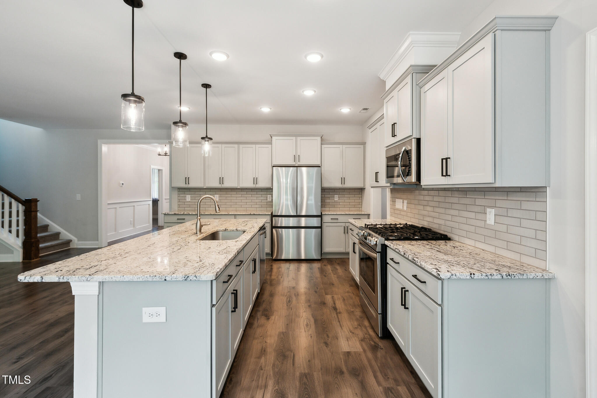 271 W Amber Oak Drive