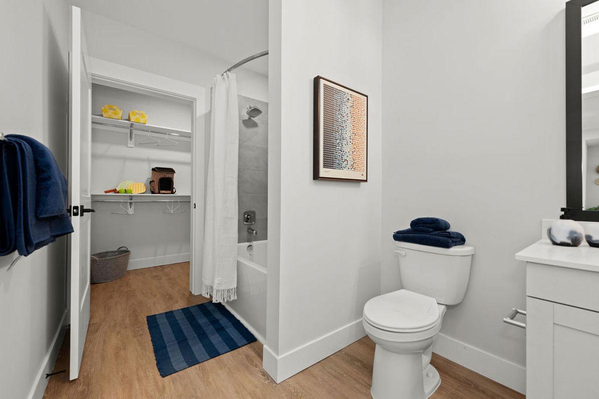 Morrisville, North Carolina 27560, United States, 1 Bedroom Bedrooms, ,1 BathroomBathrooms,Residential,Active,57665