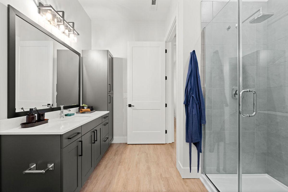 Morrisville, North Carolina 27560, United States, 1 Bedroom Bedrooms, ,1 BathroomBathrooms,Residential,Active,57665