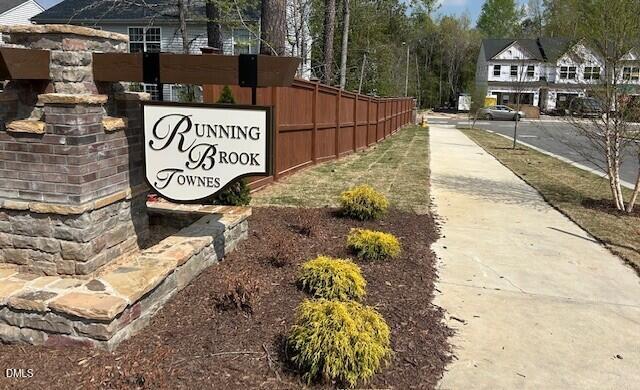 5416 Running Fox Lane