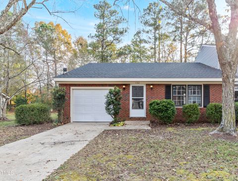 132 Rollingwood Drive Dunn NC 28334