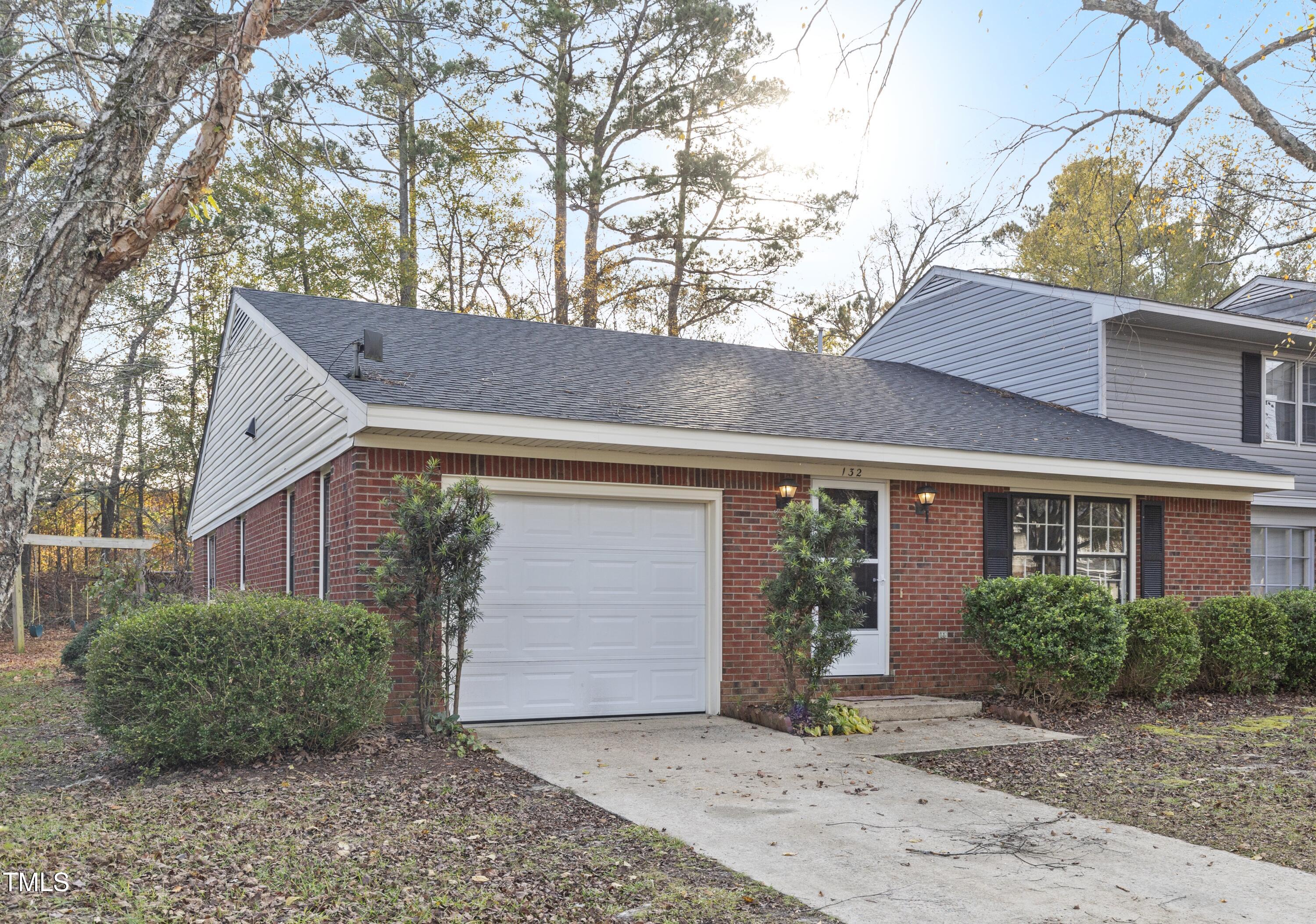 132 Rollingwood Drive