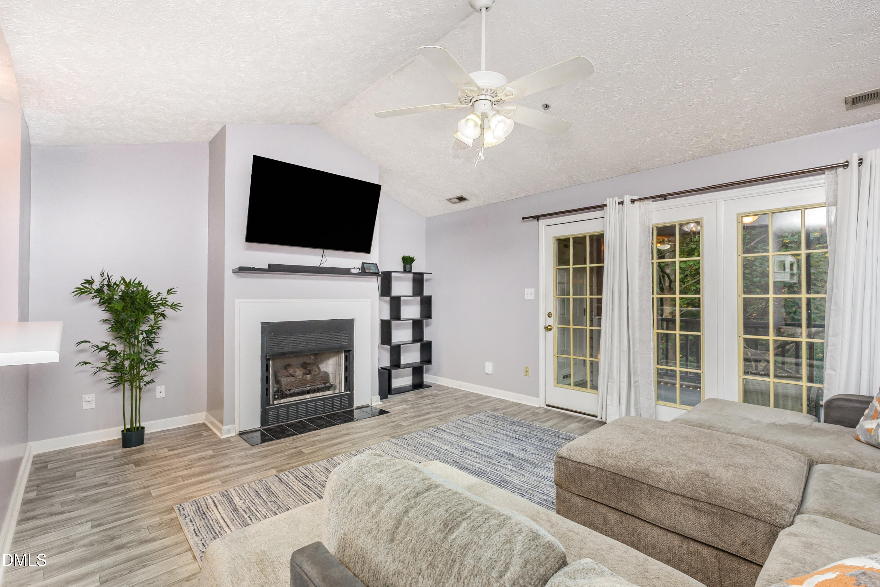 352 Bubble Creek Court 10
