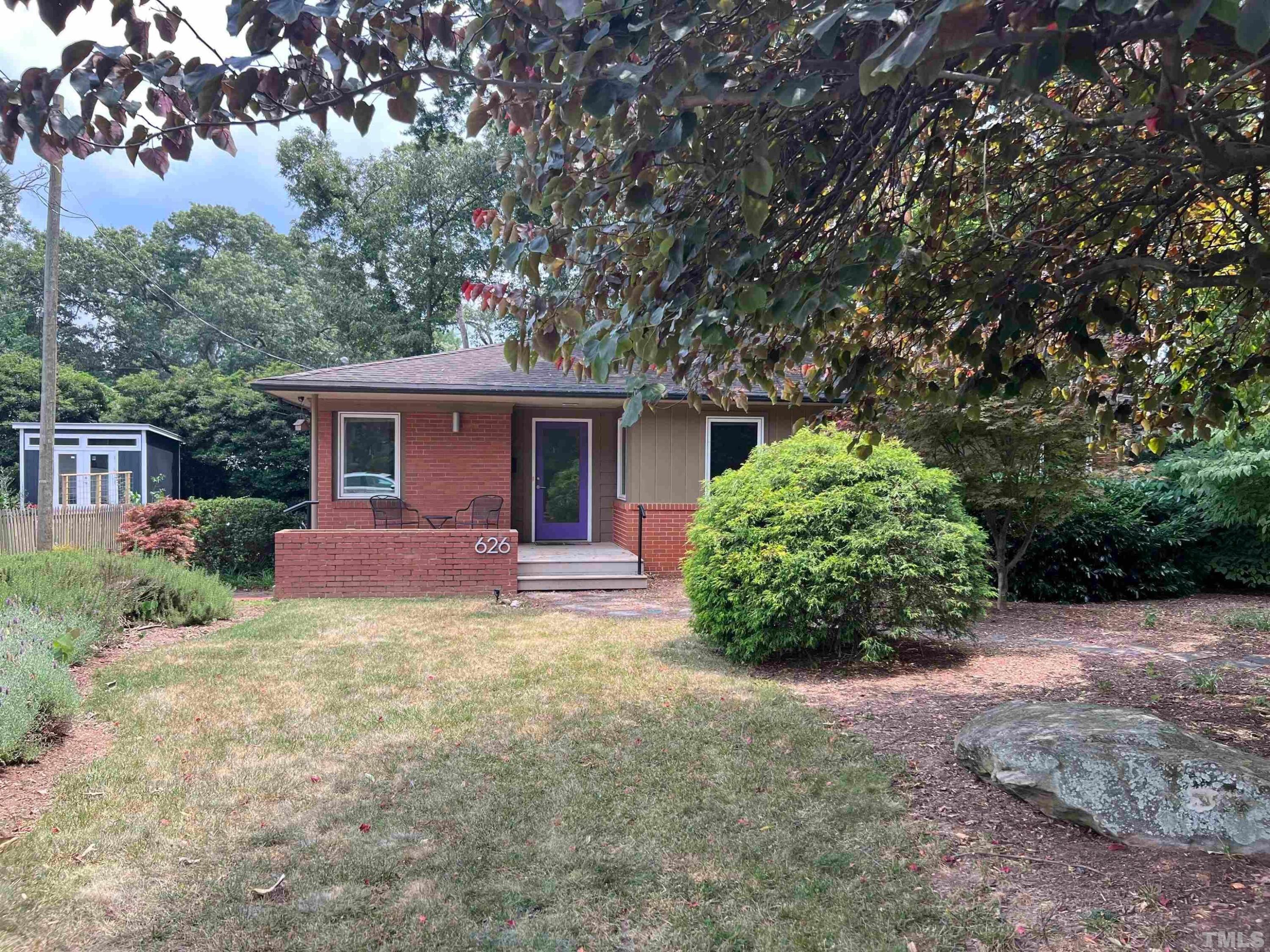 626 Smedes Place
