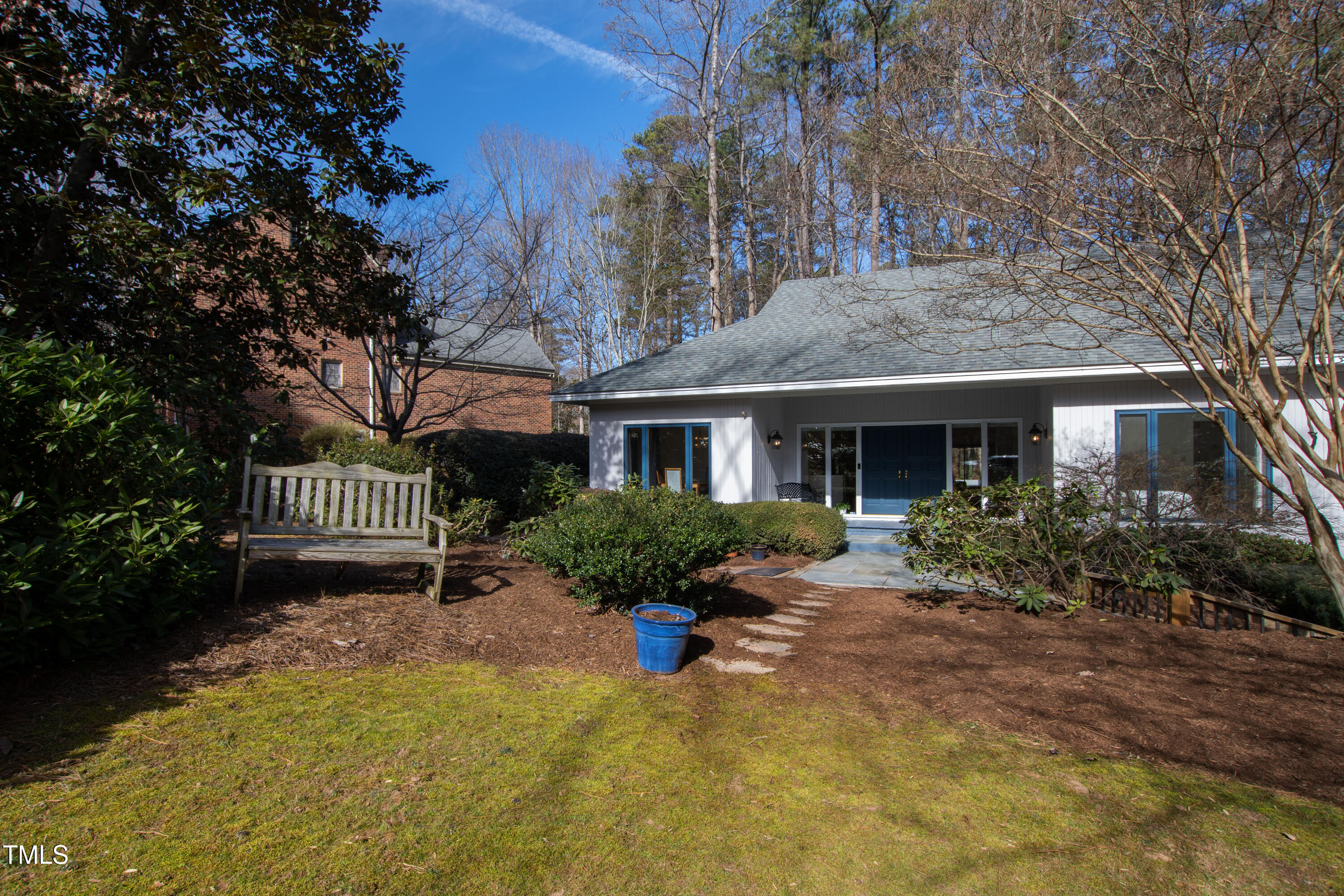 Raleigh, North Carolina 27612, United States, 4 Bedrooms Bedrooms, ,3 BathroomsBathrooms,Residential,Pending,11626