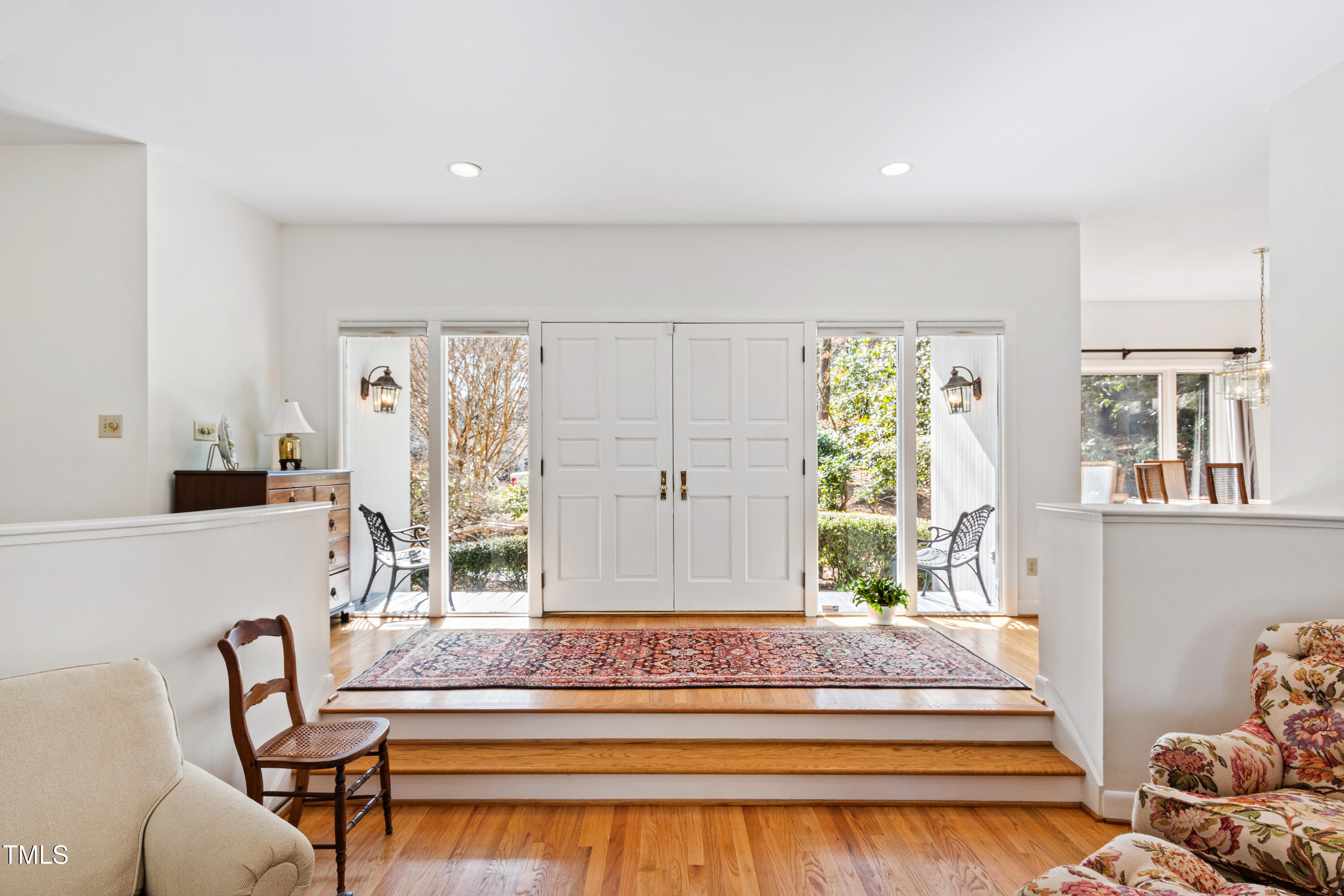 Raleigh, North Carolina 27612, United States, 4 Bedrooms Bedrooms, ,3 BathroomsBathrooms,Residential,Pending,11626