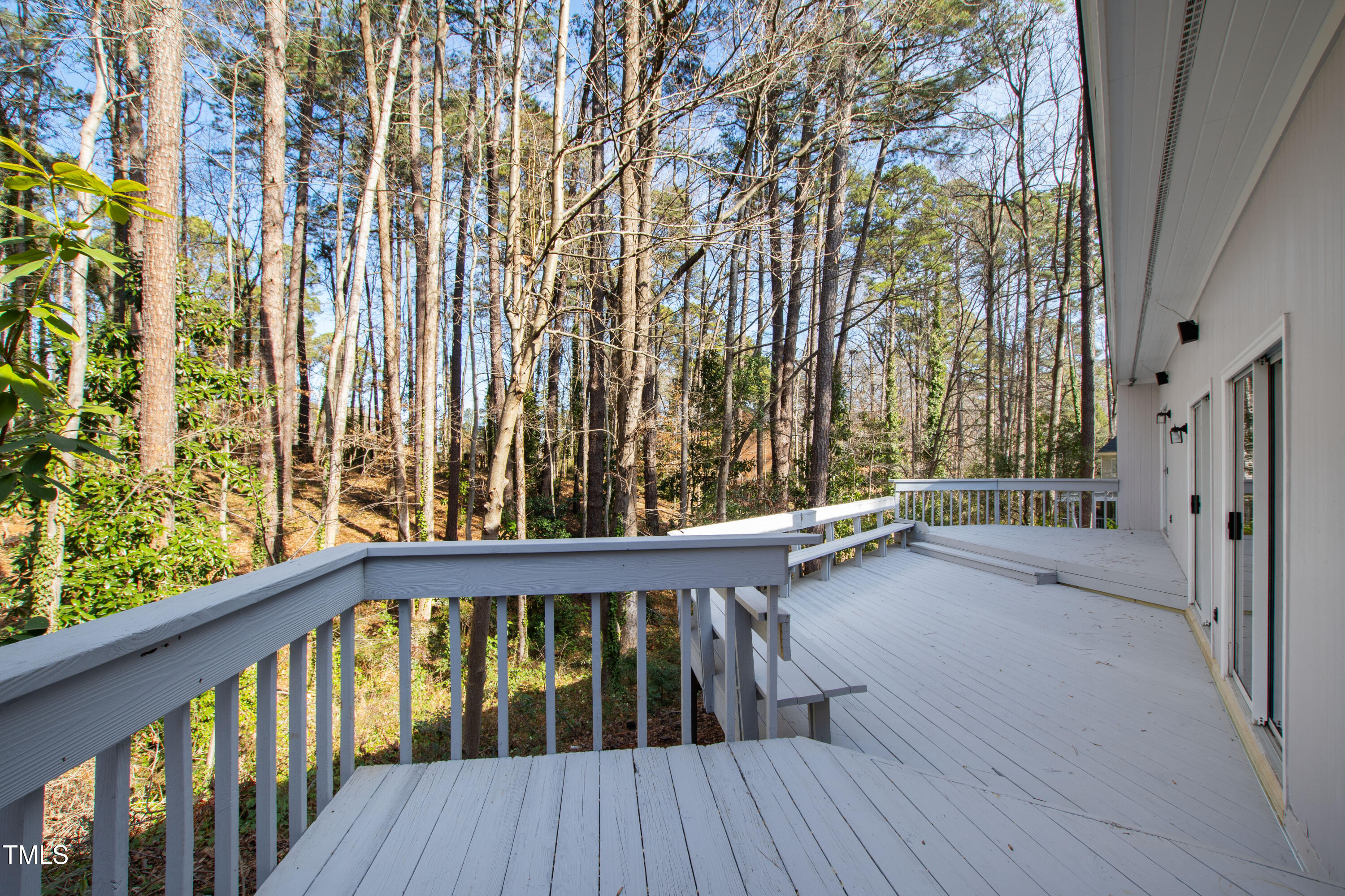 Raleigh, North Carolina 27612, United States, 4 Bedrooms Bedrooms, ,3 BathroomsBathrooms,Residential,Pending,11626