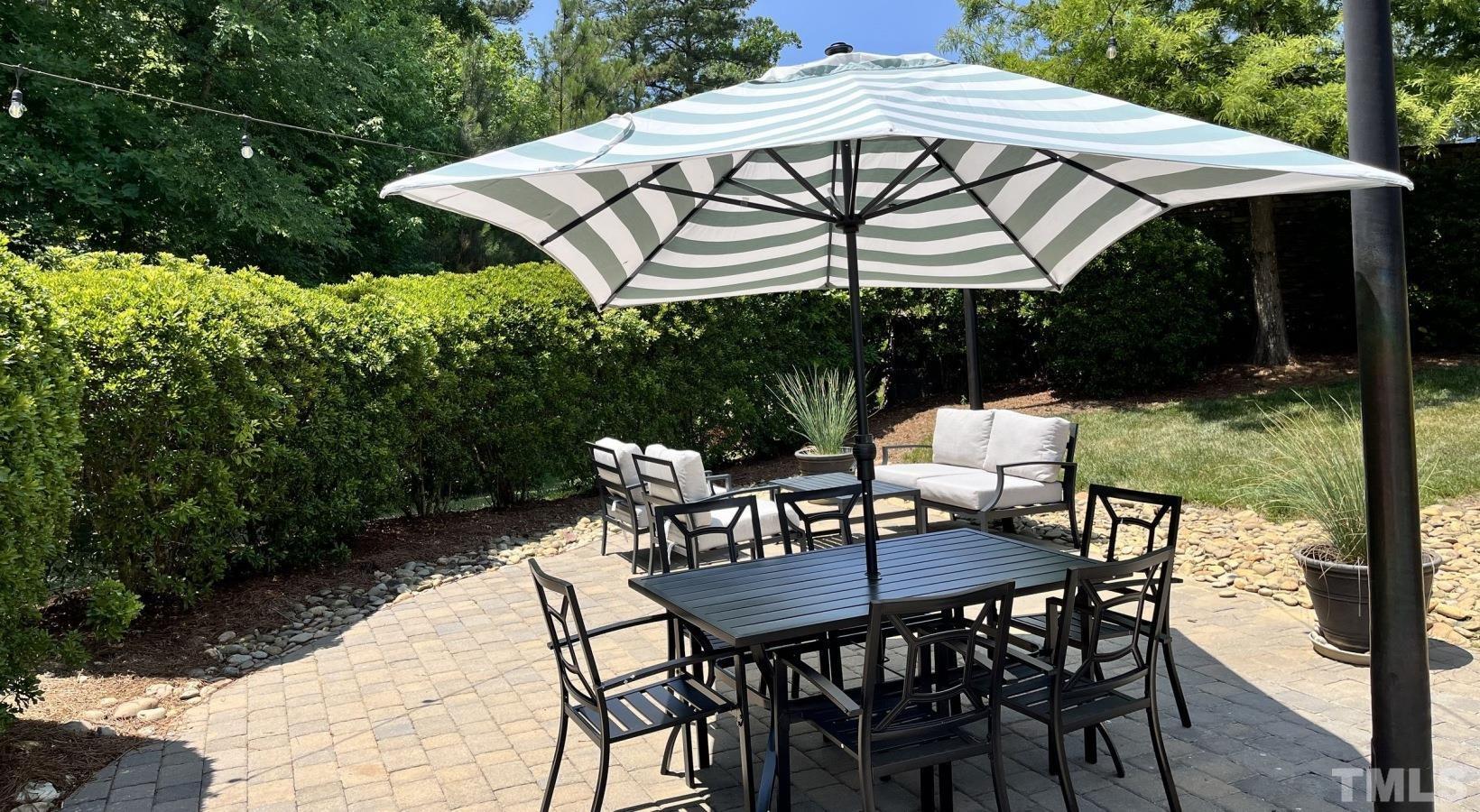 Chapel Hill, North Carolina 27516, United States, 2 Bedrooms Bedrooms, ,3 BathroomsBathrooms,Residential,Active,43619