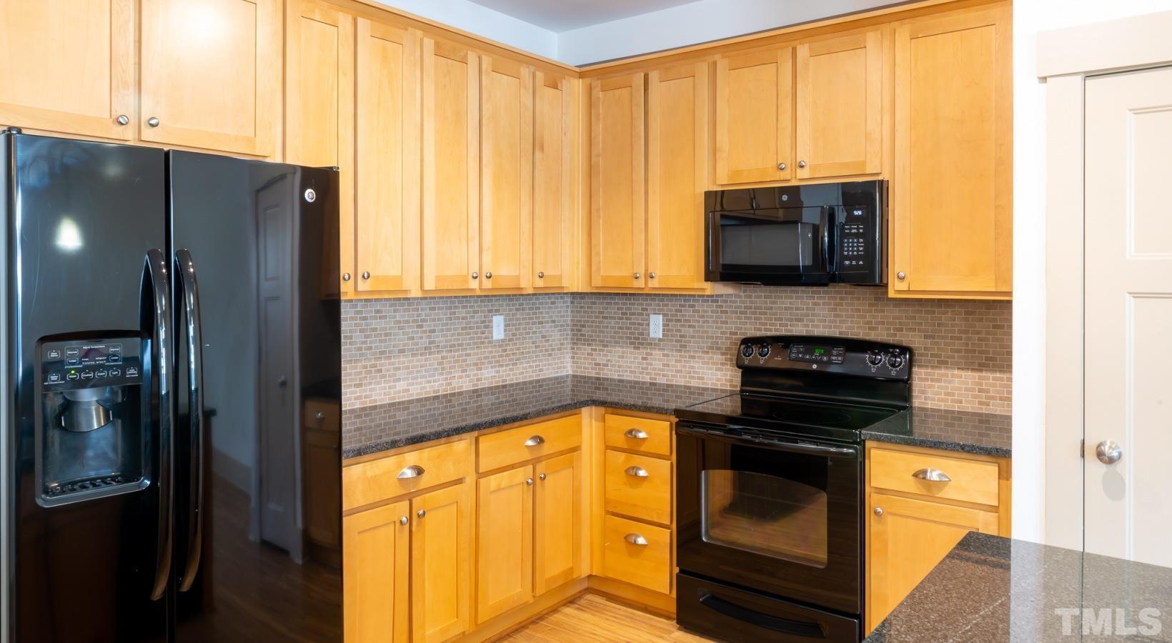 Chapel Hill, North Carolina 27516, United States, 2 Bedrooms Bedrooms, ,3 BathroomsBathrooms,Residential,Active,43619