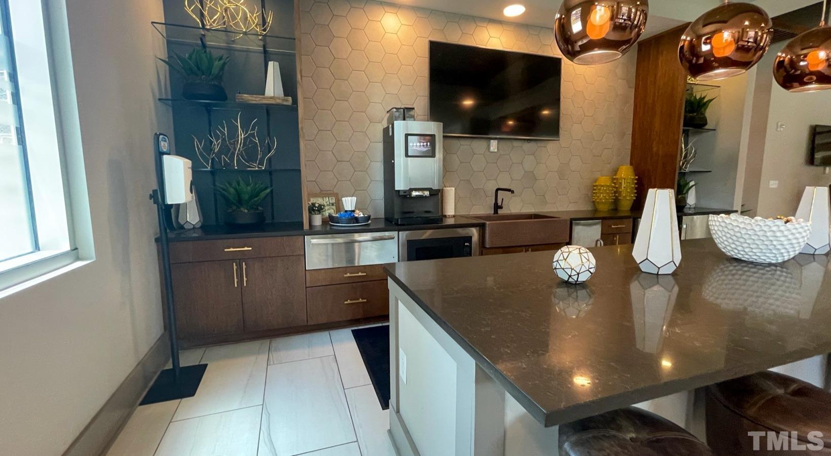 Durham, North Carolina 27701, United States, 1 Bedroom Bedrooms, ,1 BathroomBathrooms,Residential,Active,44086