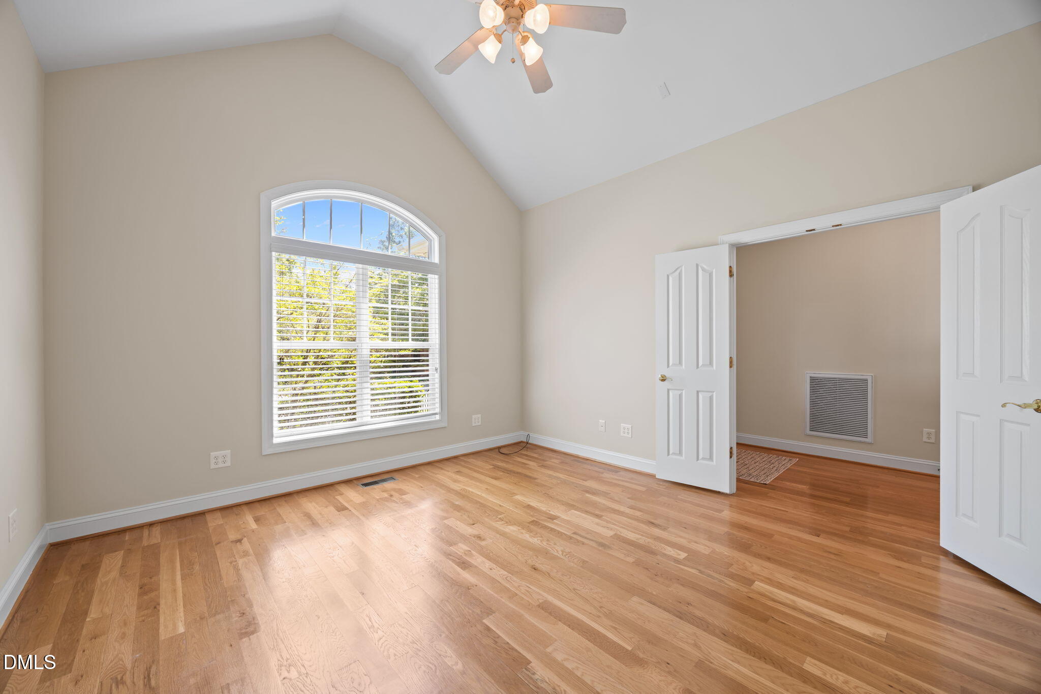 11517 Midlavian Drive