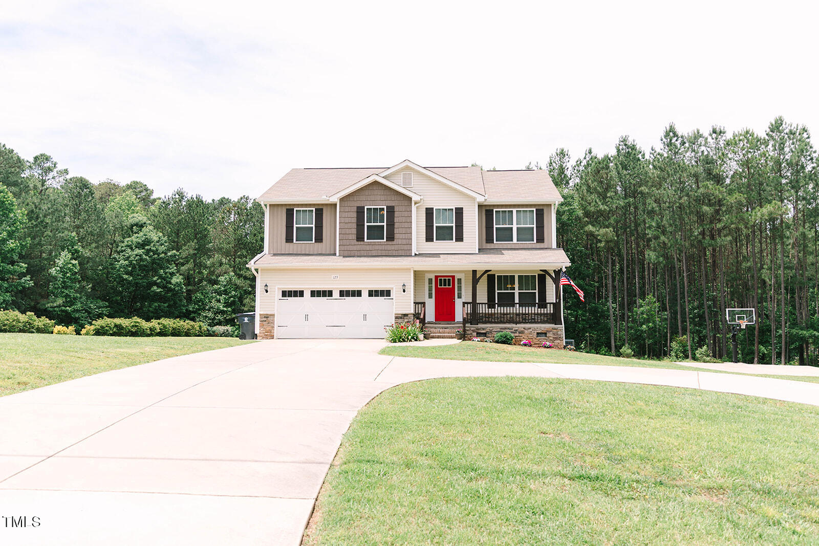 123 Scheer Avenue