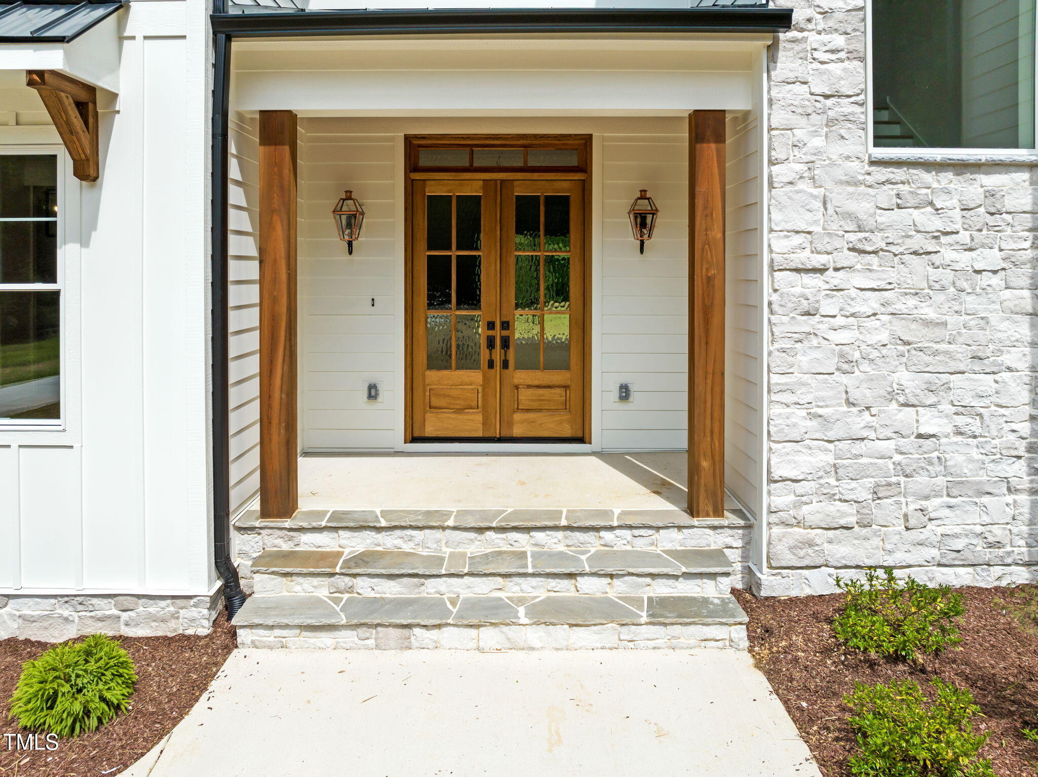 6225 Horse Fly Trail