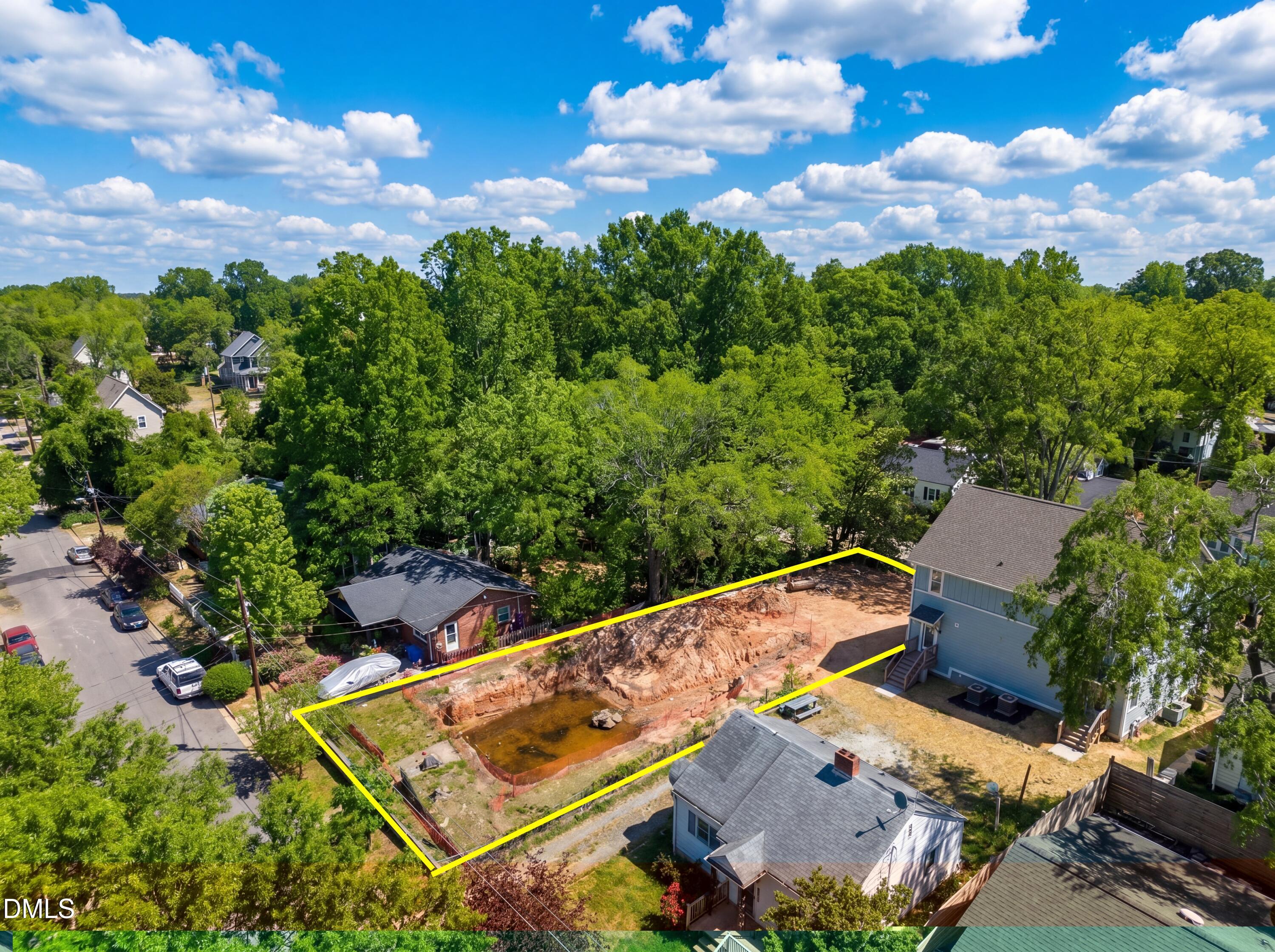 516 N Maple & 517 Spruce Street