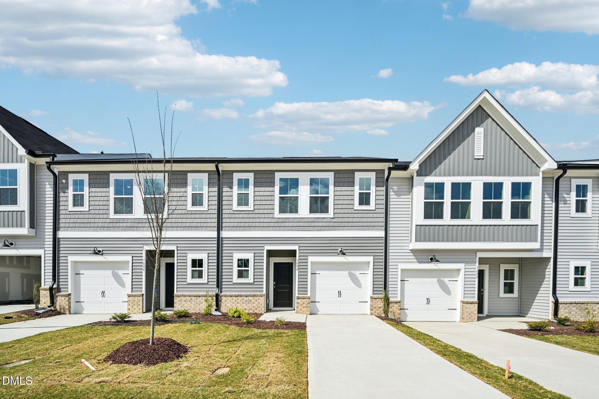 207 N Stonemill Trail