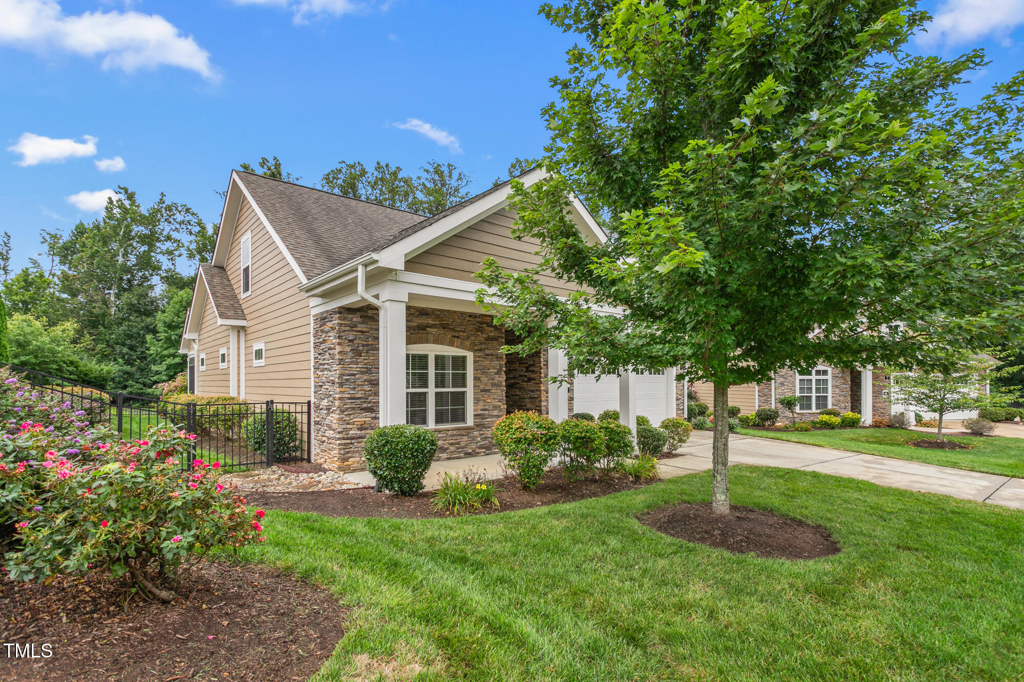 10 White Birch Court