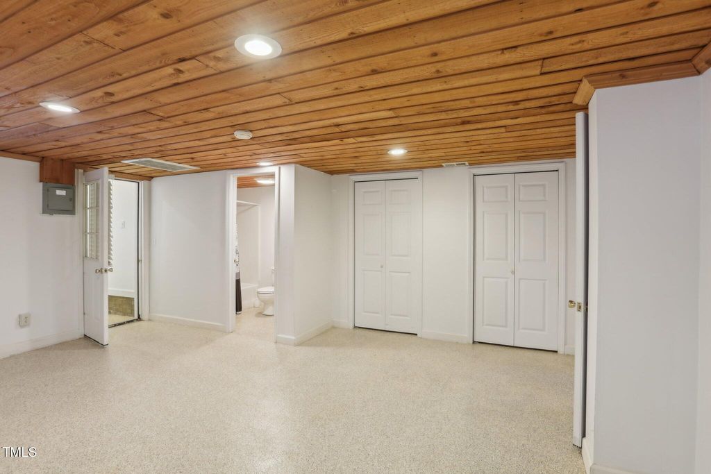 listing image 65