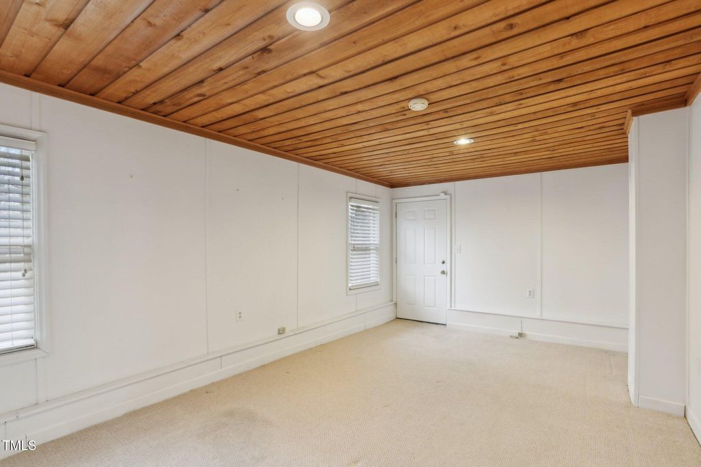listing image 67