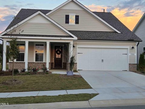 1705 Hyacinth Lane Fuquay Varina NC 27526