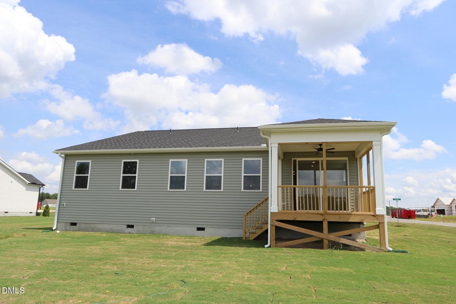 17 Windward Place