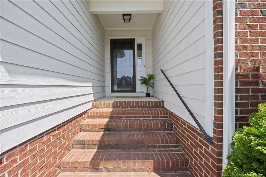 5511 Shady Lawn Drive