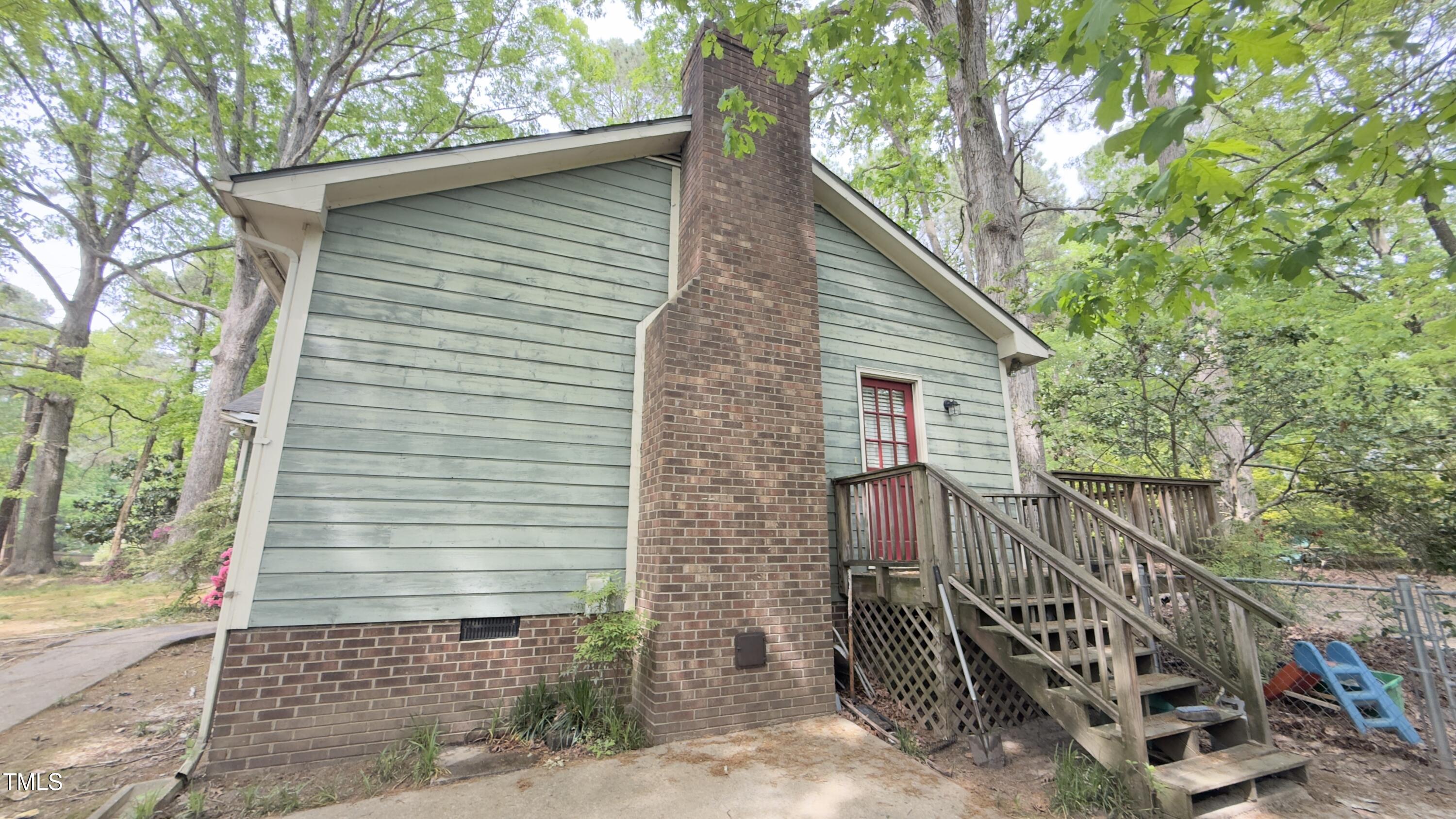 7312 Ray Road
