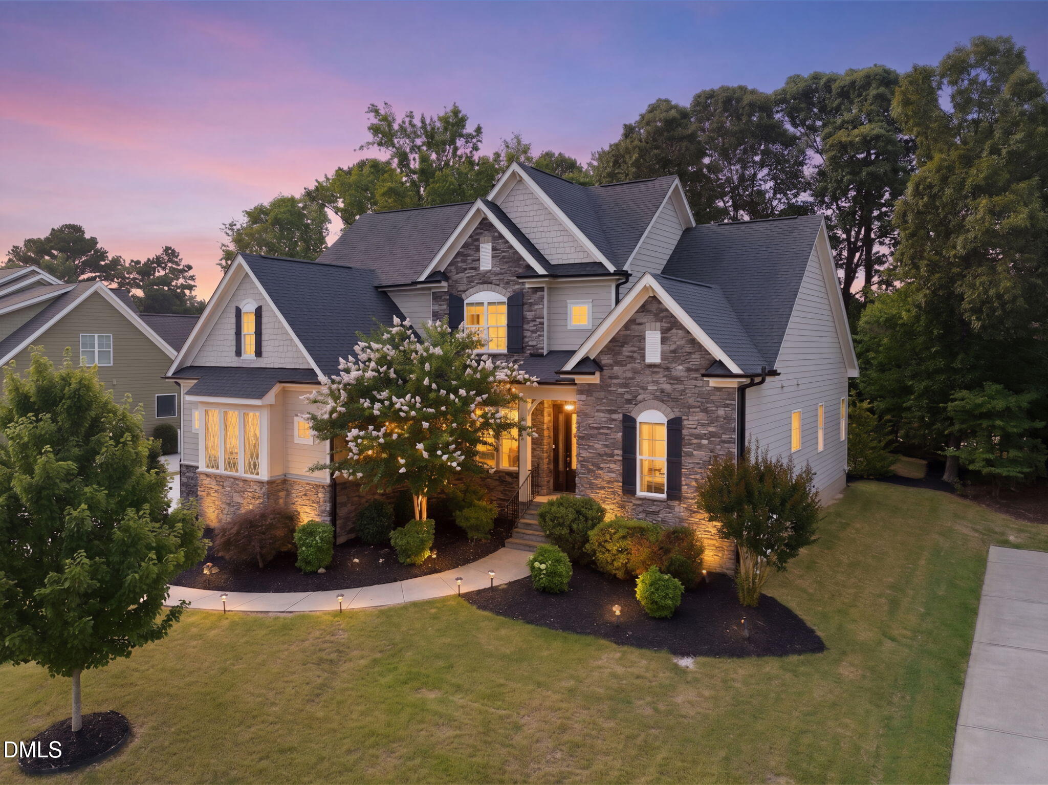 1325 Mackinaw Drive