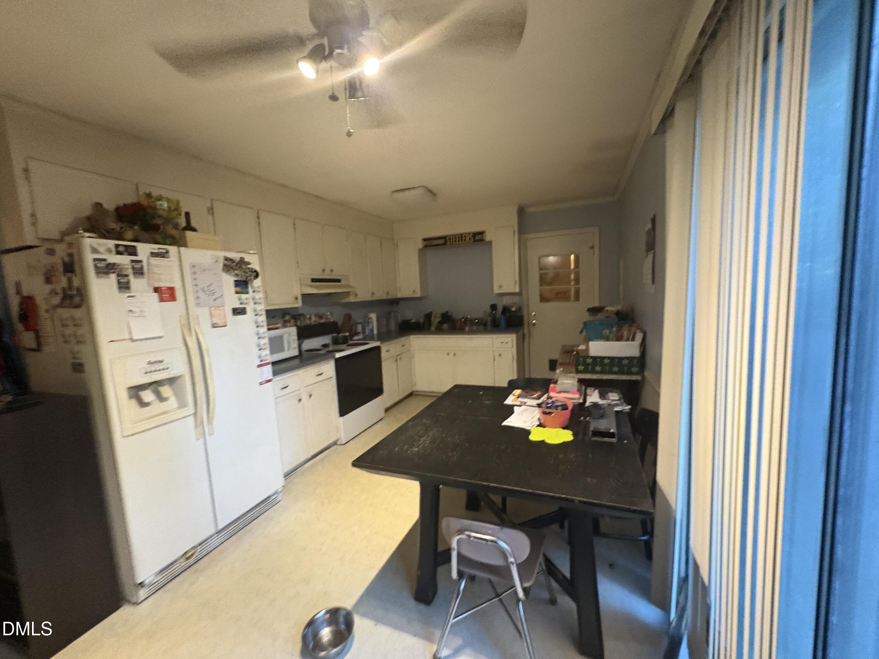 5805 Meadowlark Ln Lane