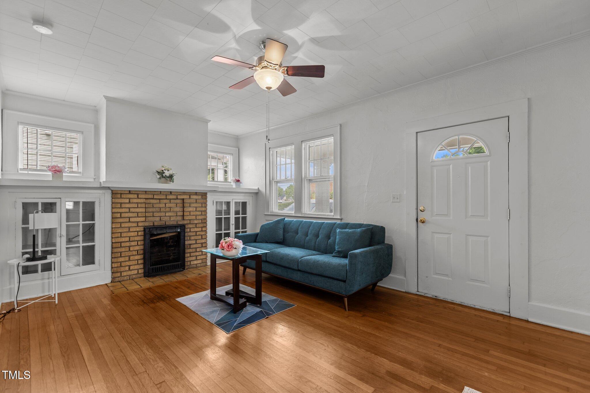 803 W Club Boulevard