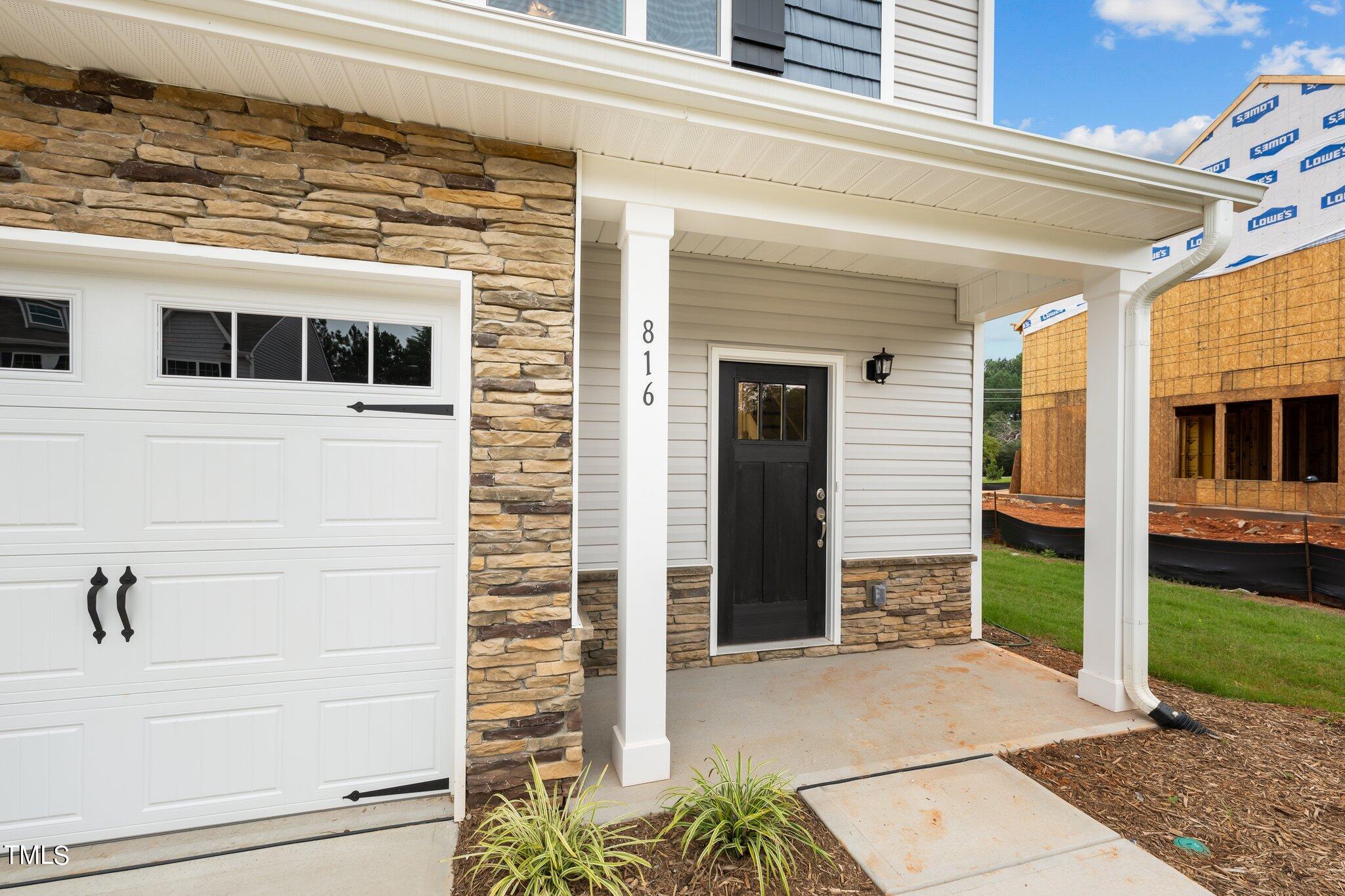 816 Pryor Street 54