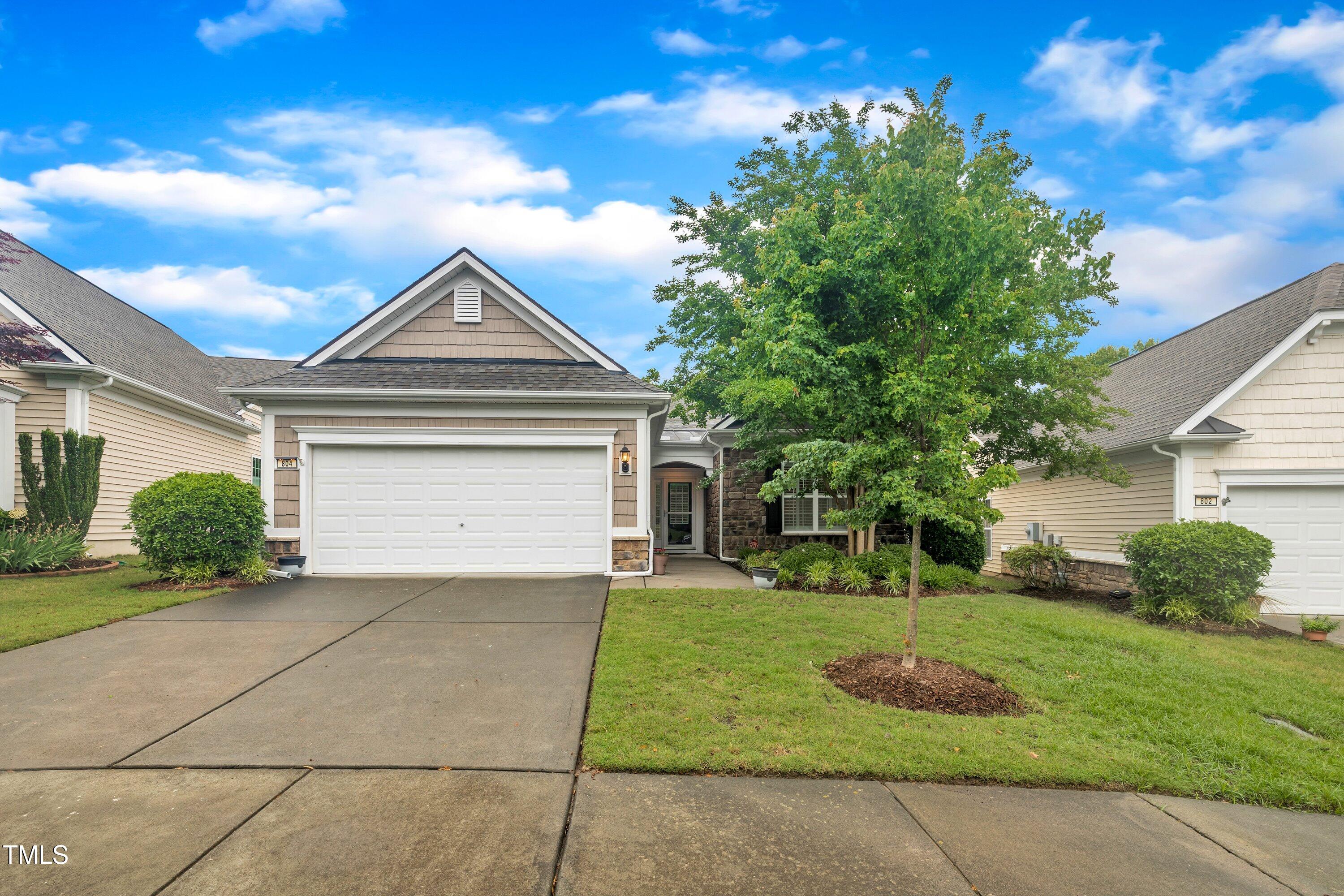 804 Harsworth Drive