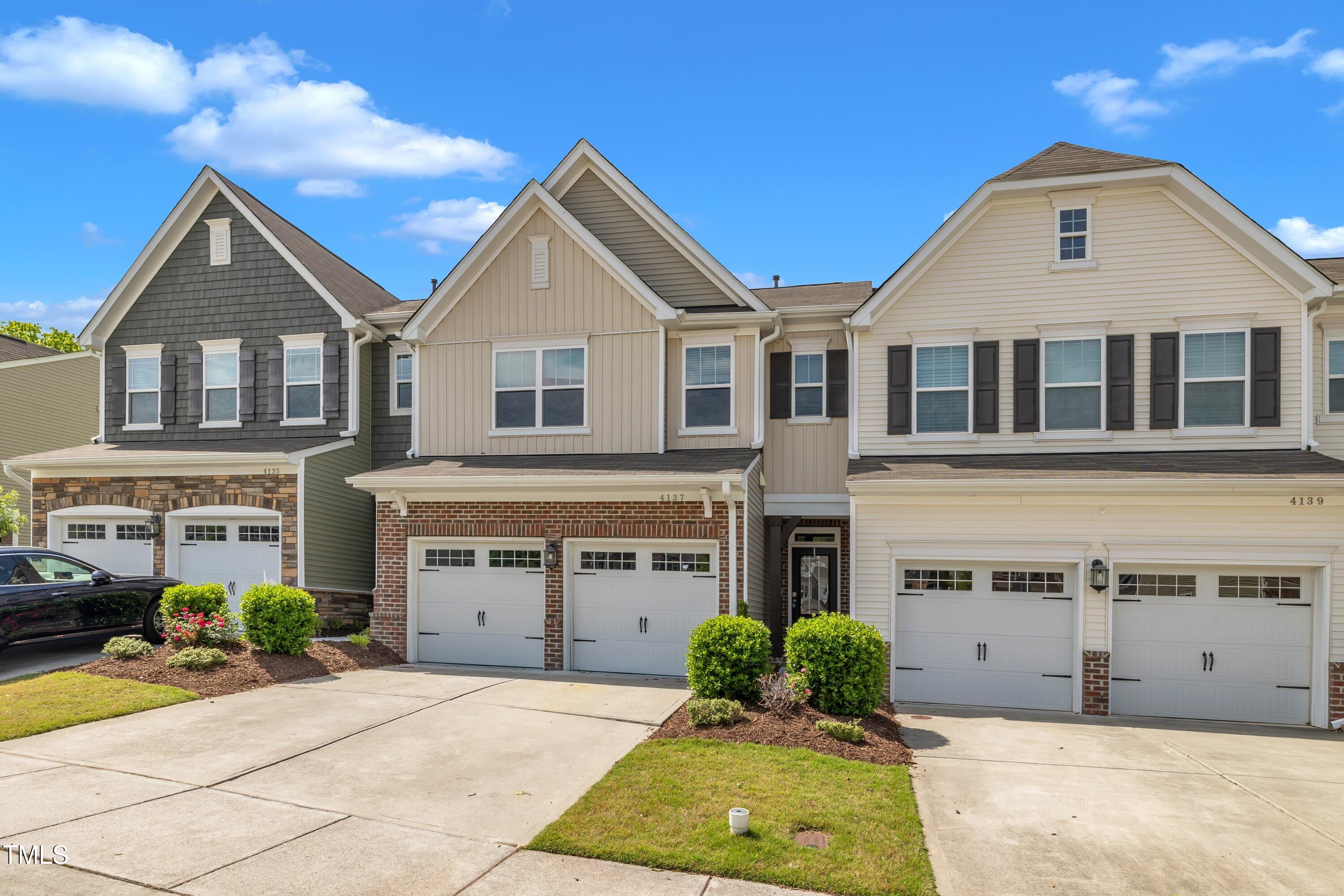4137 Lofty Ridge Place