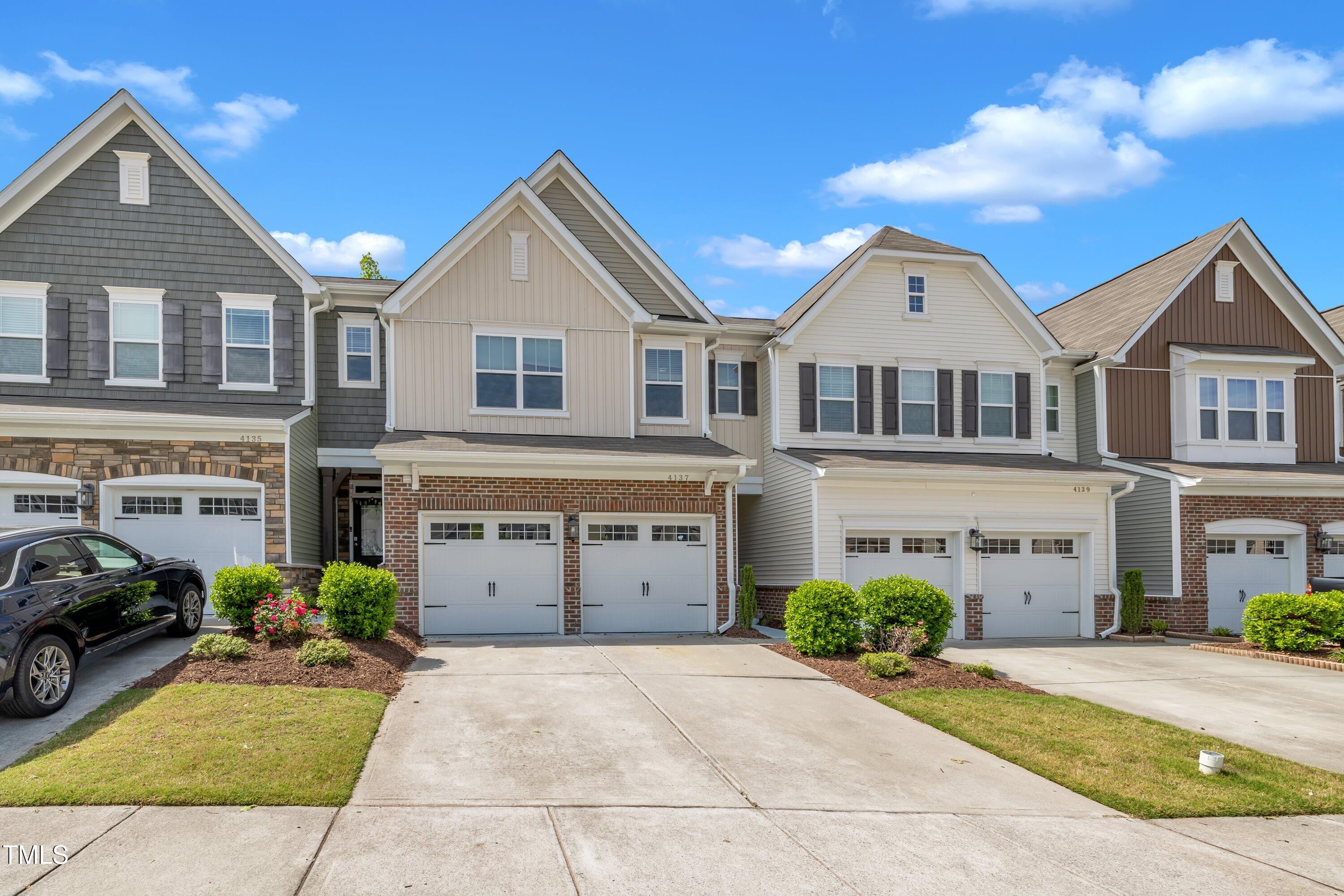 4137 Lofty Ridge Place