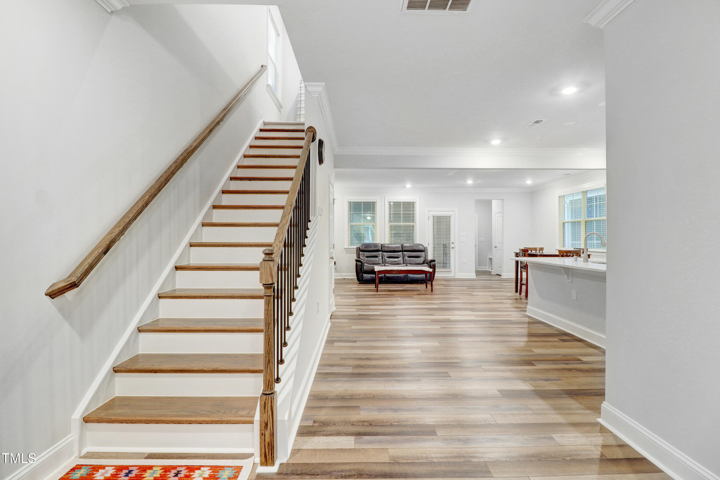 333 Natsam Woods Way