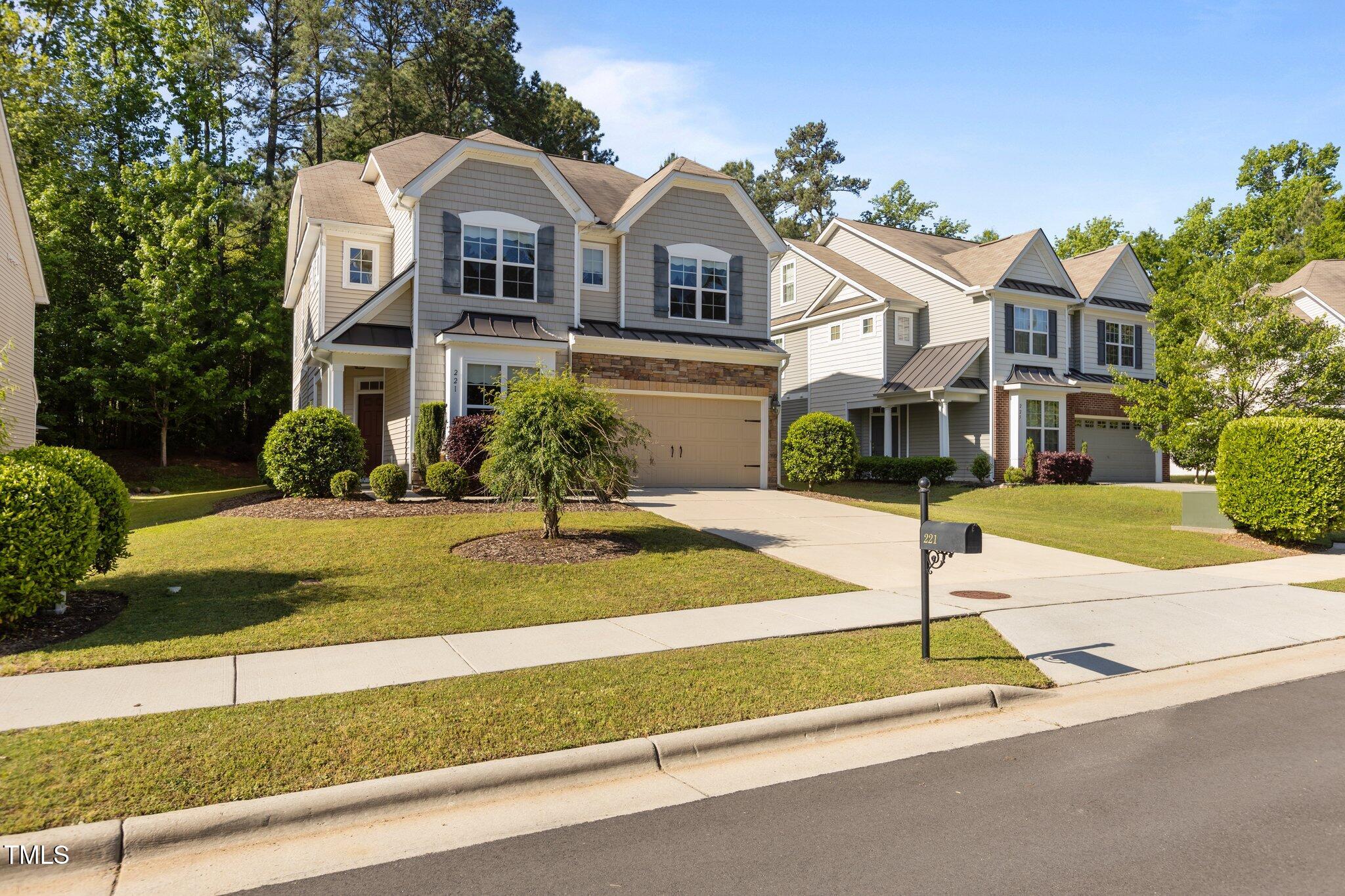 221 Hammond Wood Place