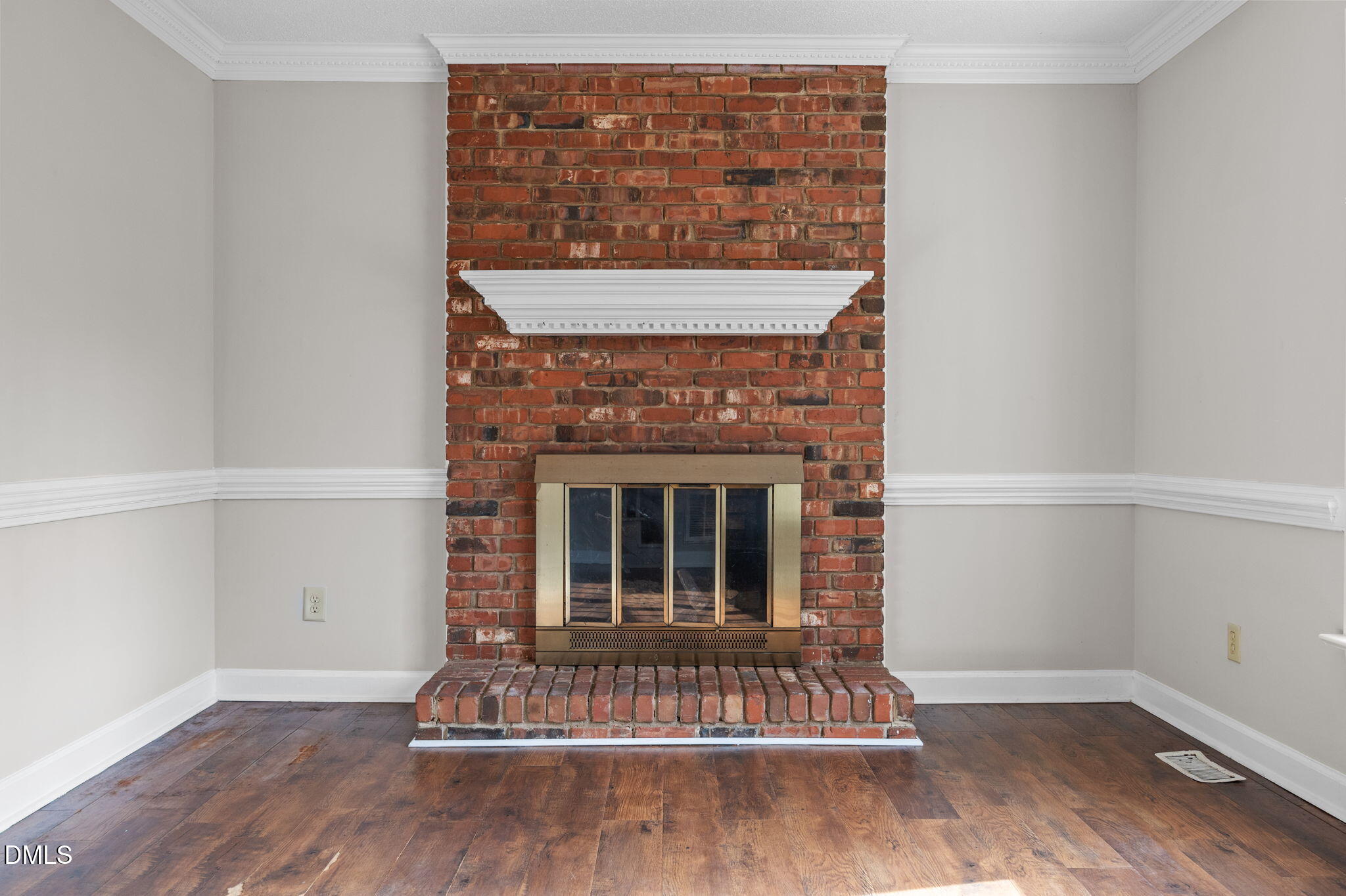 2900 Broadlands Drive