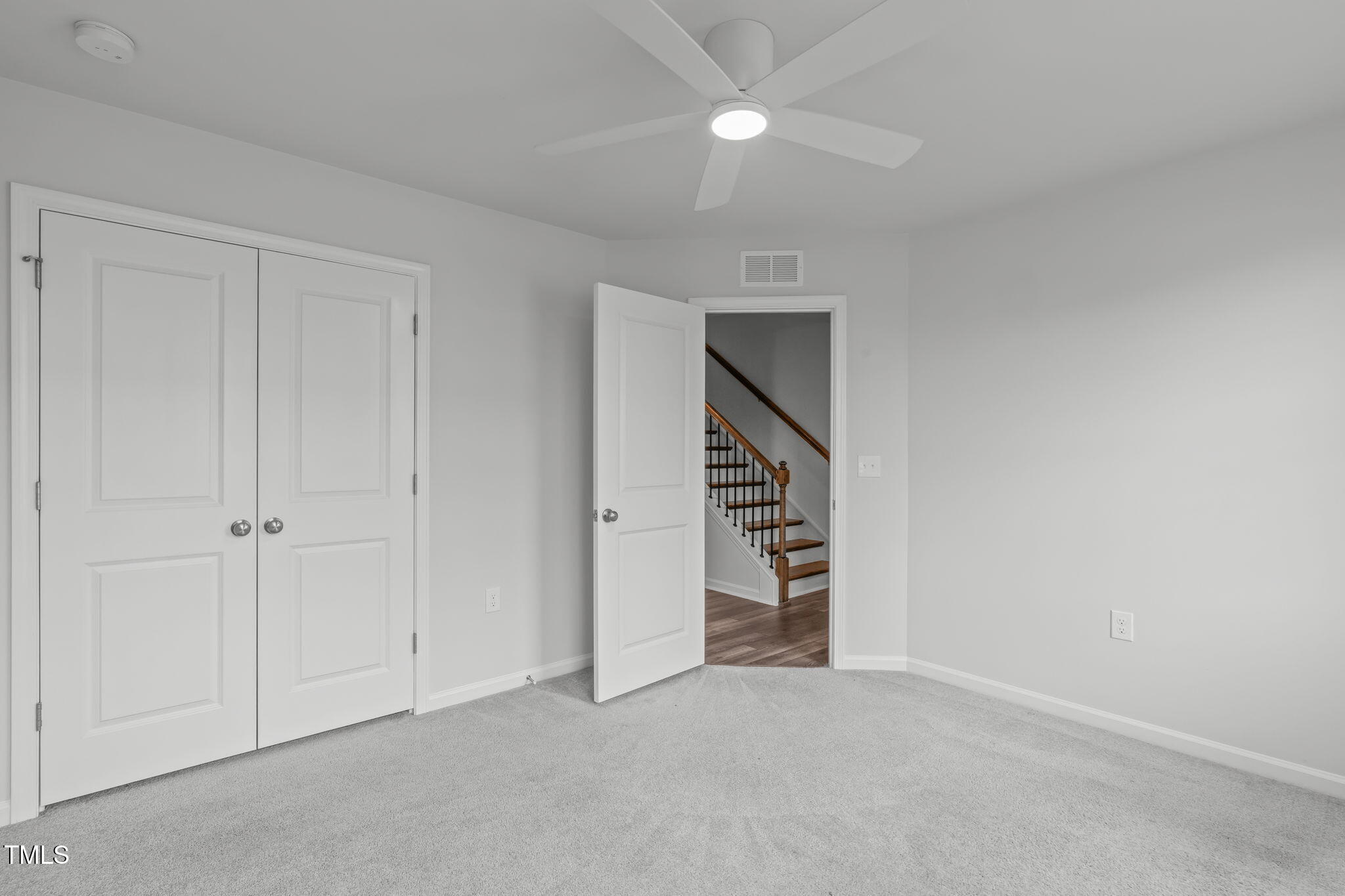 2539 Kasota Lane