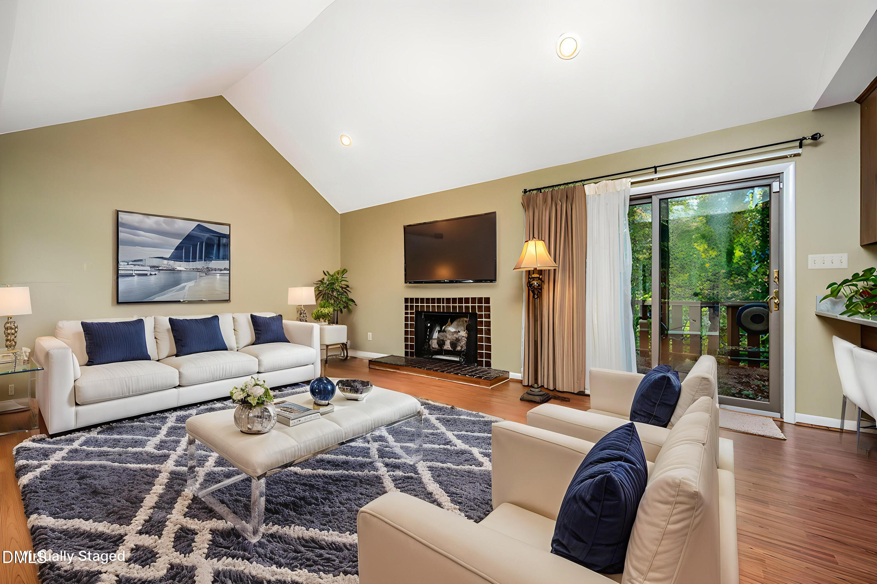 2900 Sylvania Drive