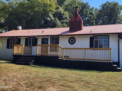 519 W Raleigh Street Siler City NC 27344