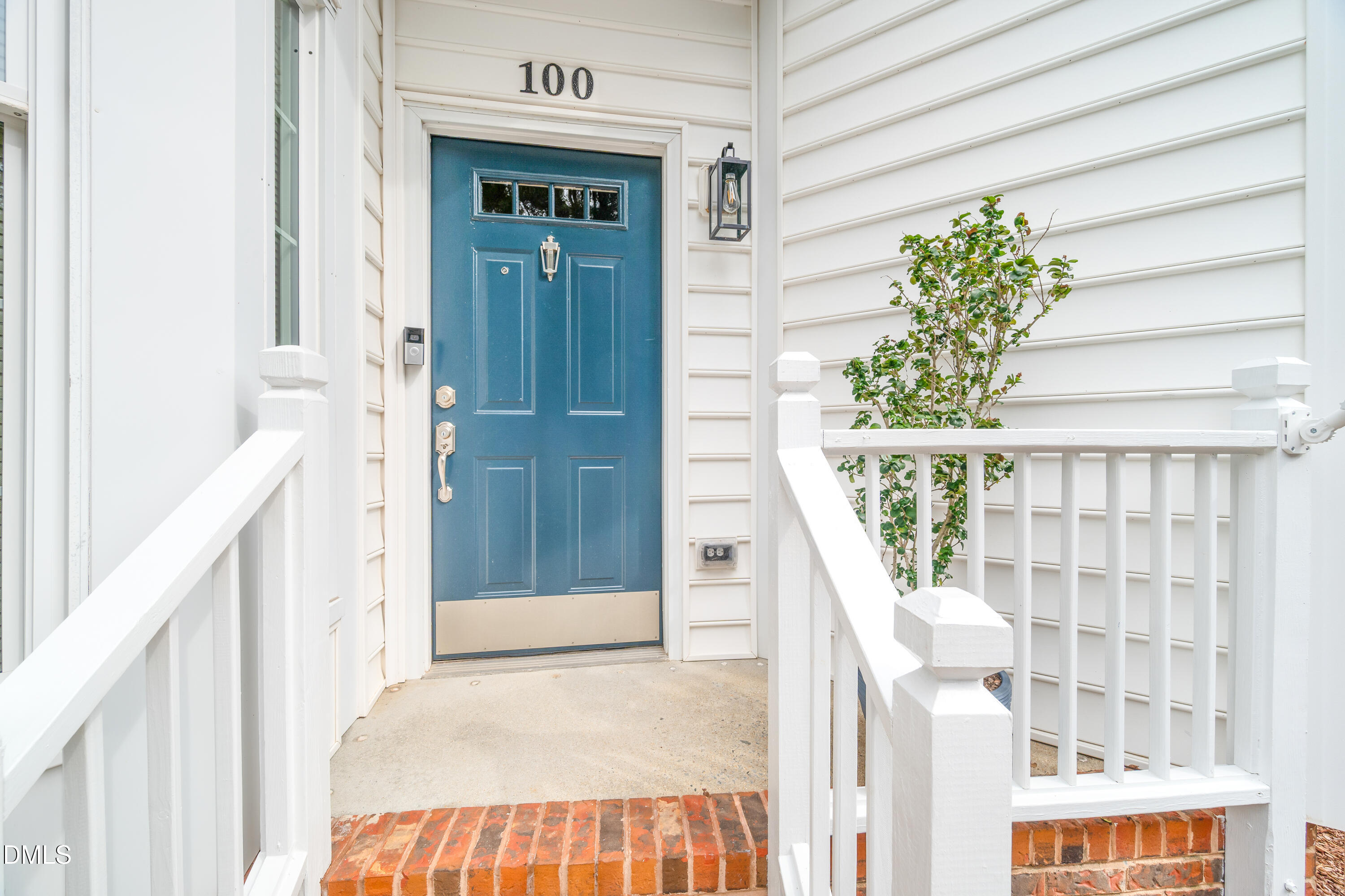 100 Riverwalk Circle