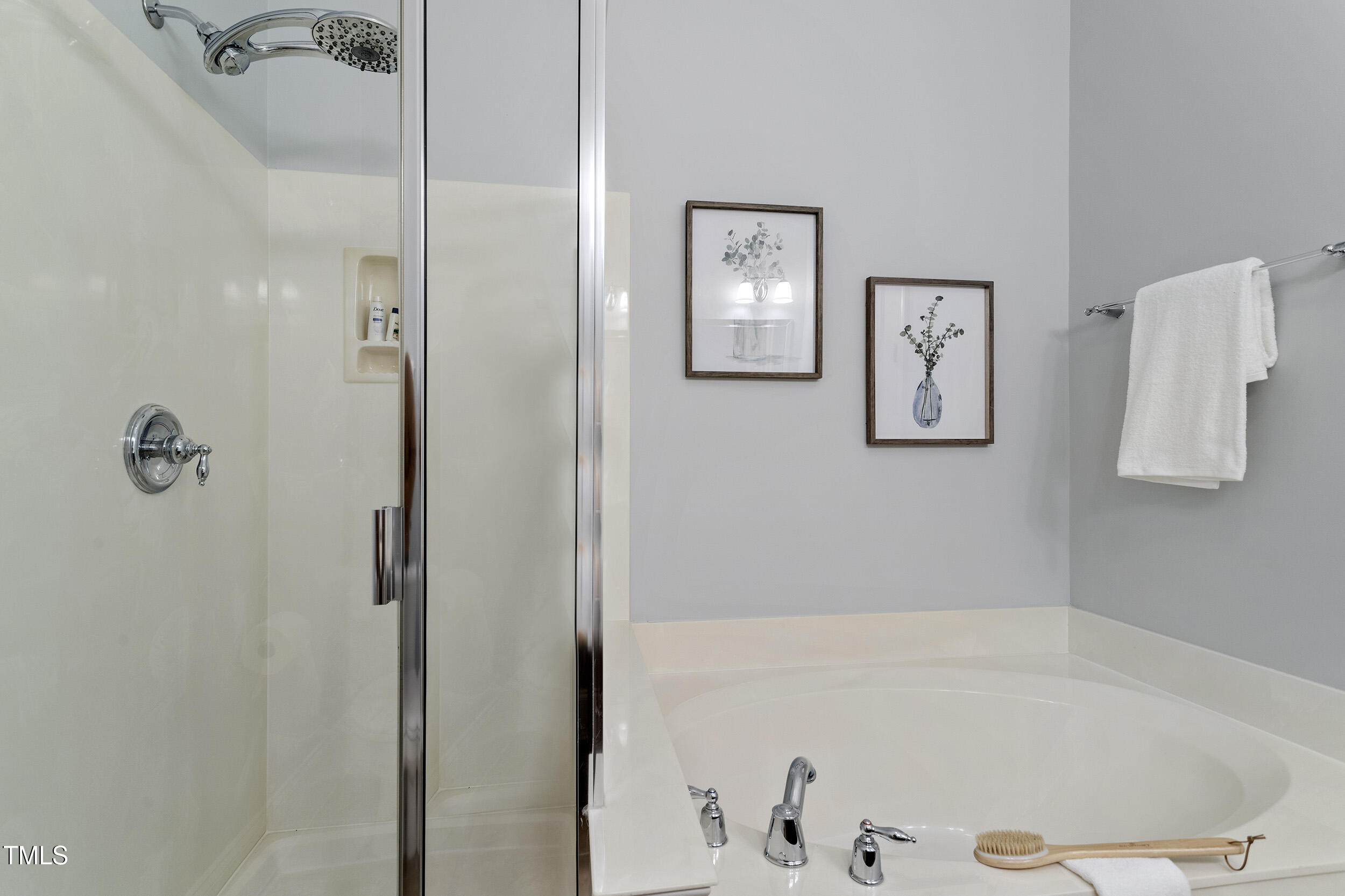 Cary, North Carolina 27519, United States, 4 Bedrooms Bedrooms, ,4 BathroomsBathrooms,Residential,Pending,5077