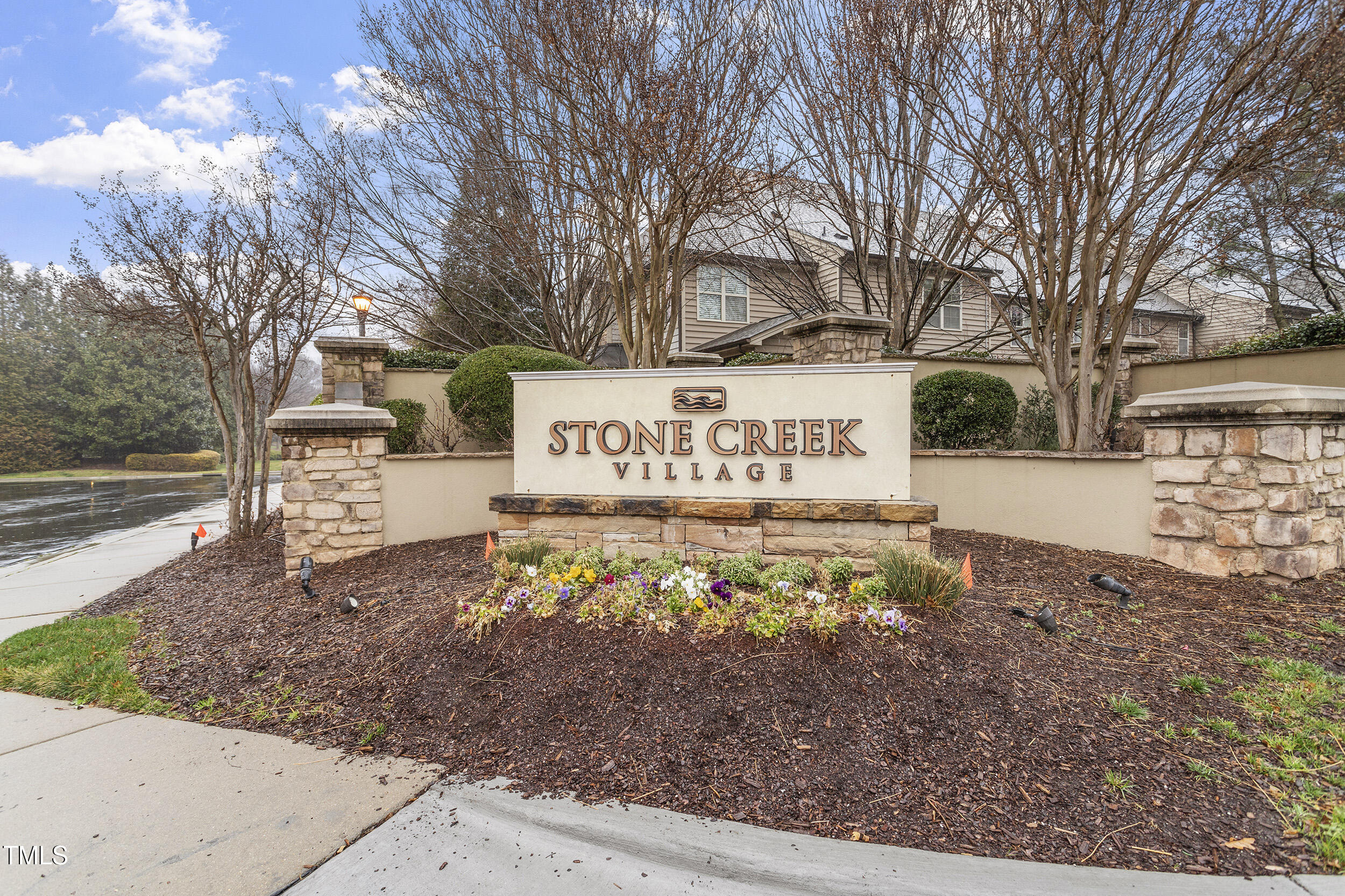 Cary, North Carolina 27519, United States, 4 Bedrooms Bedrooms, ,4 BathroomsBathrooms,Residential,Pending,5077