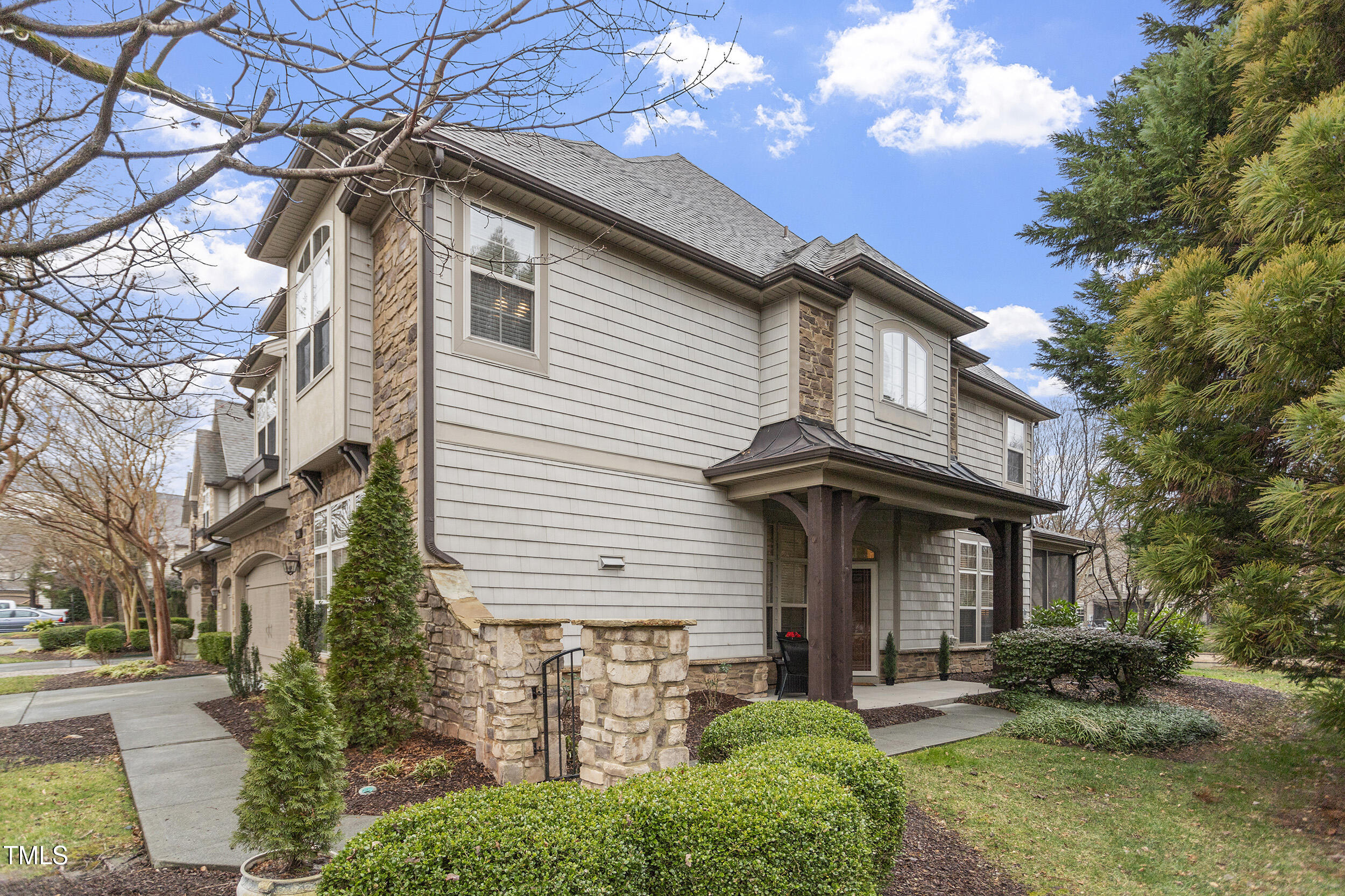 Cary, North Carolina 27519, United States, 4 Bedrooms Bedrooms, ,4 BathroomsBathrooms,Residential,Pending,5077