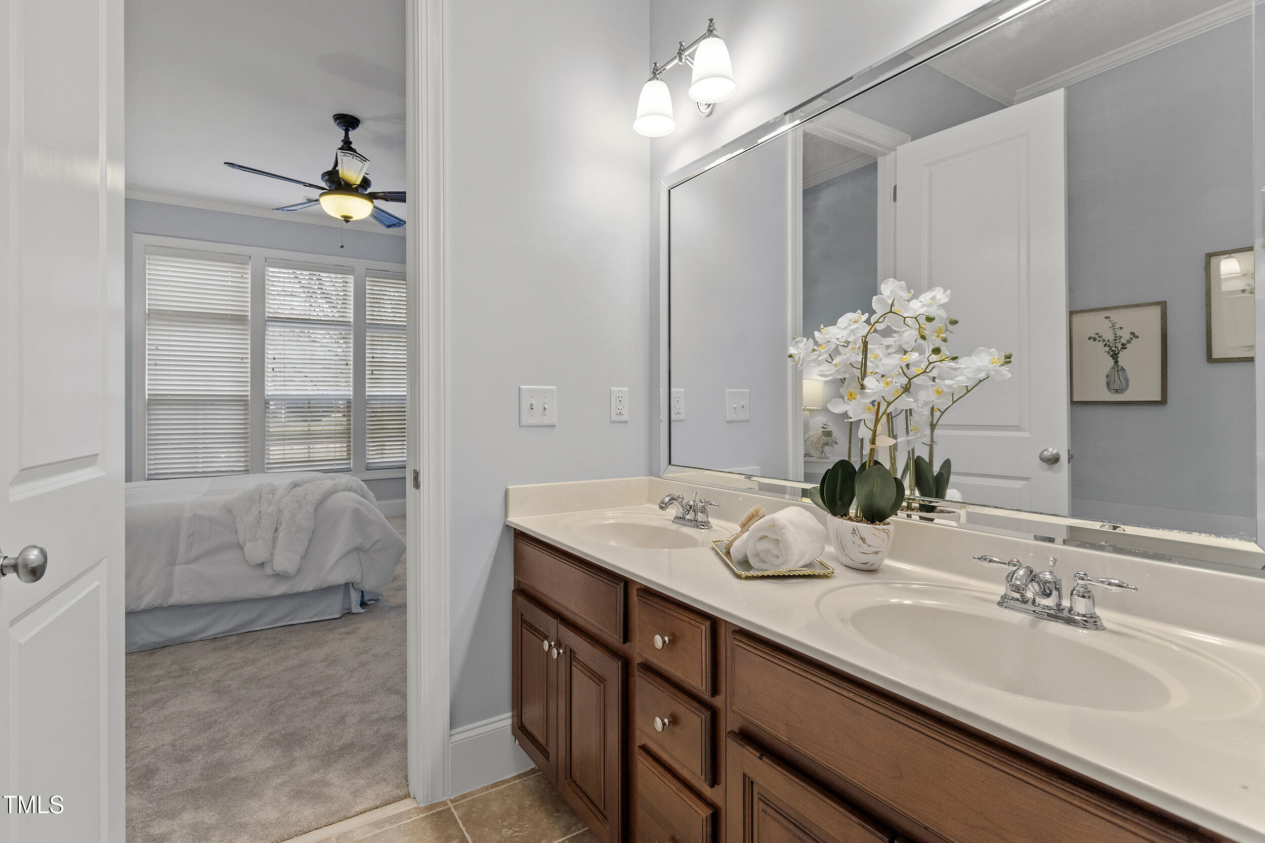 Cary, North Carolina 27519, United States, 4 Bedrooms Bedrooms, ,4 BathroomsBathrooms,Residential,Pending,5077