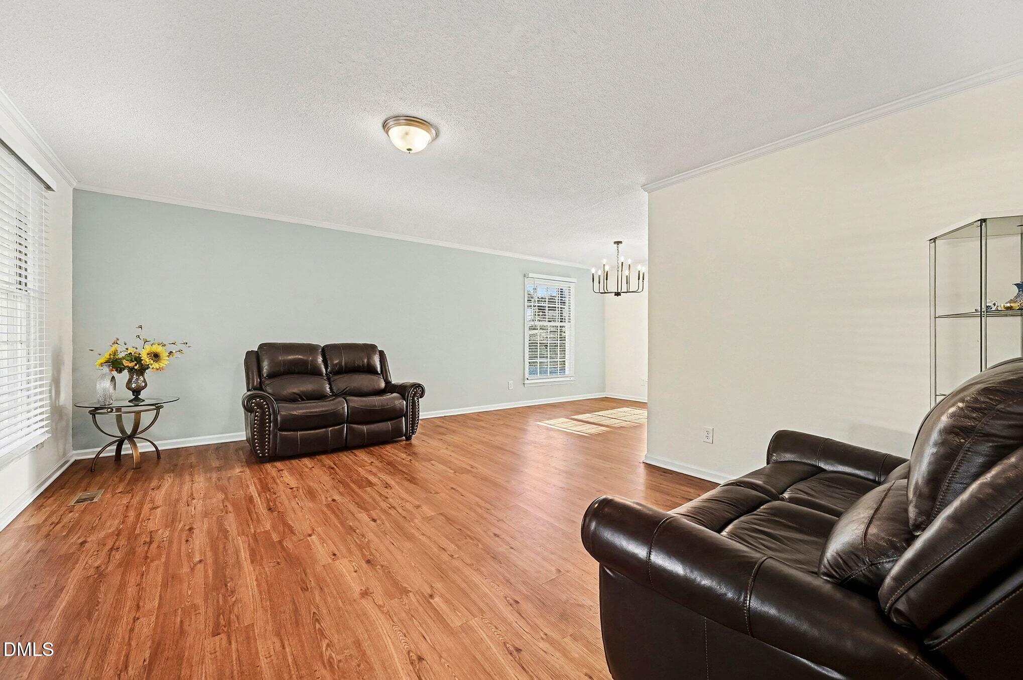 1920 White Plains Road