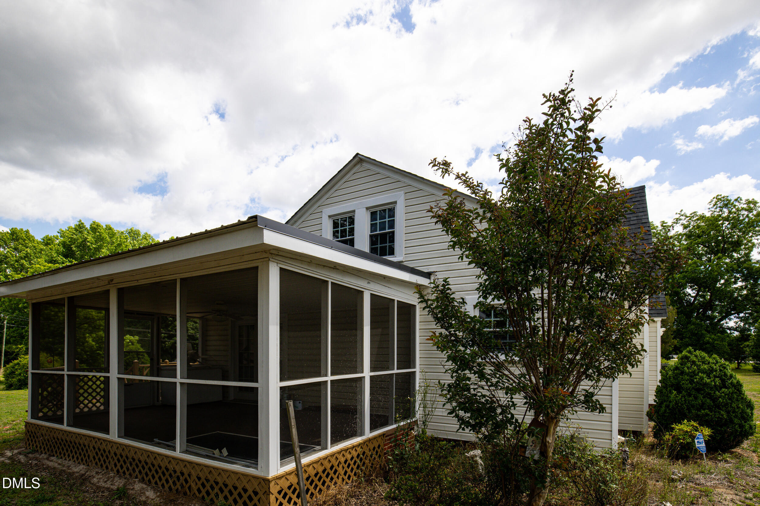 10581 Highway 42