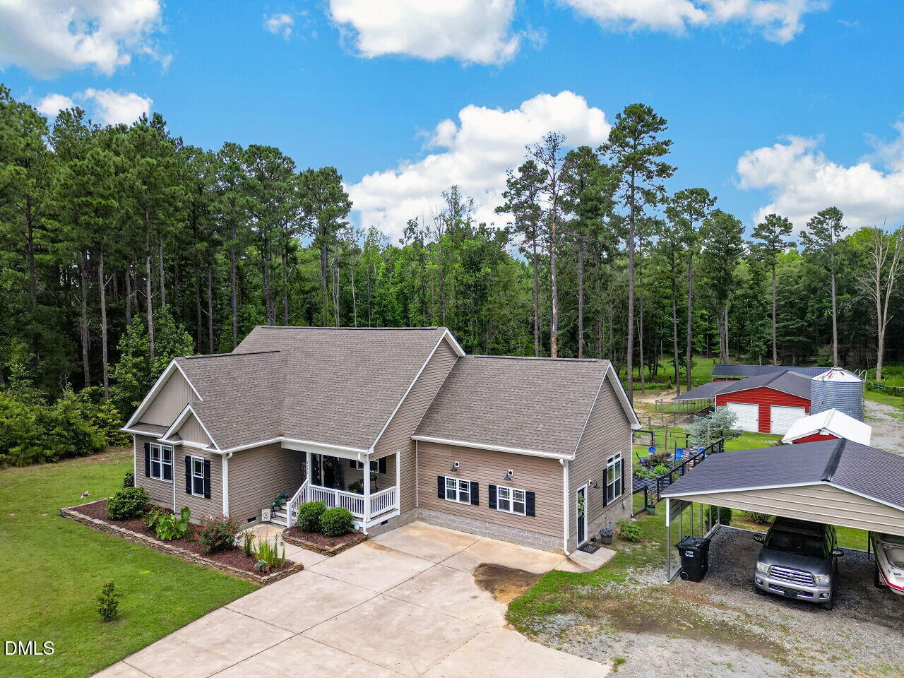 2570 Tarheel Road